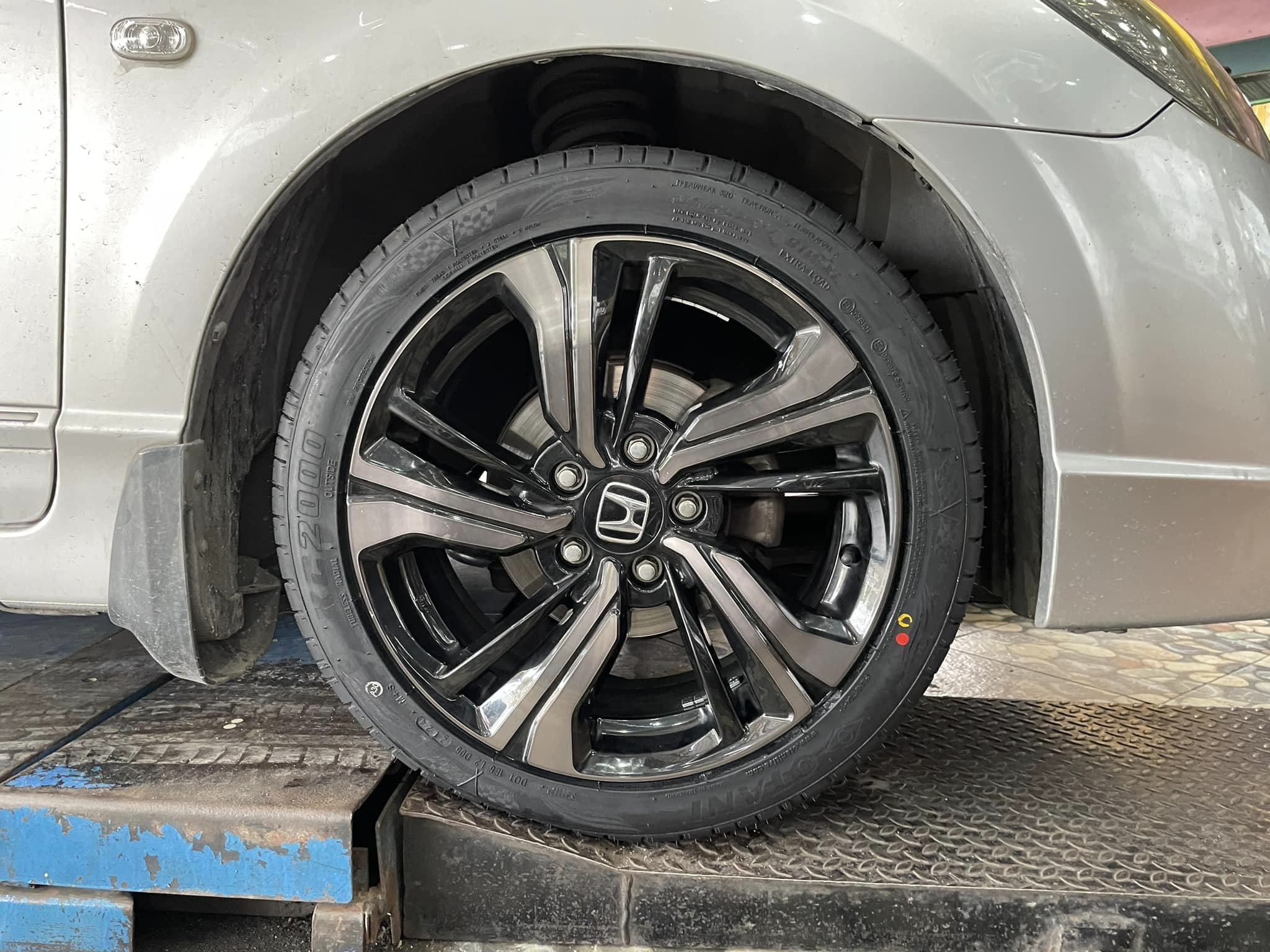 🚘 #HONDA_CIVIC❤️ #OTANI #KC2000 215/45R17