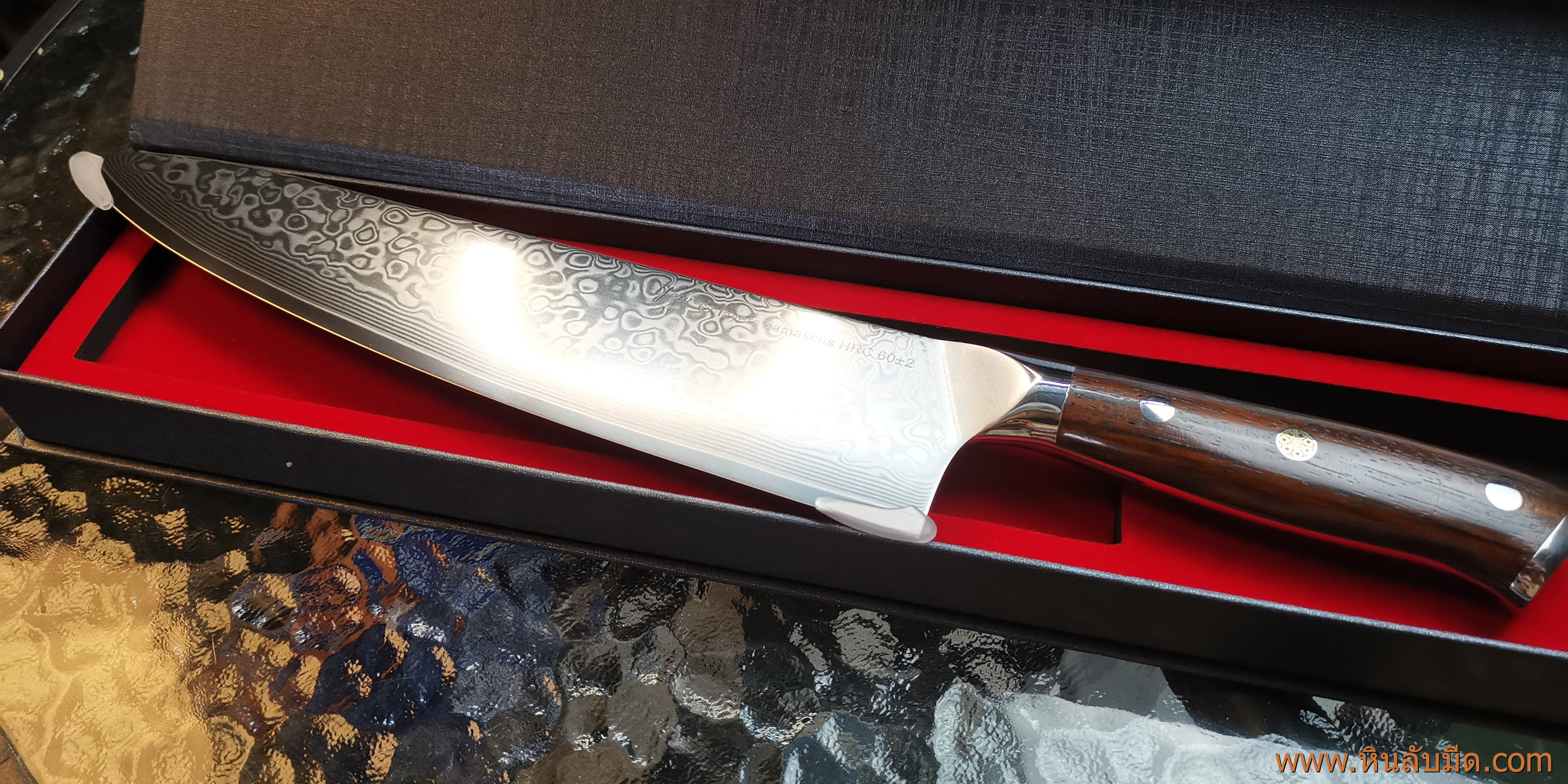 Yew 10 inches damascus vg 10