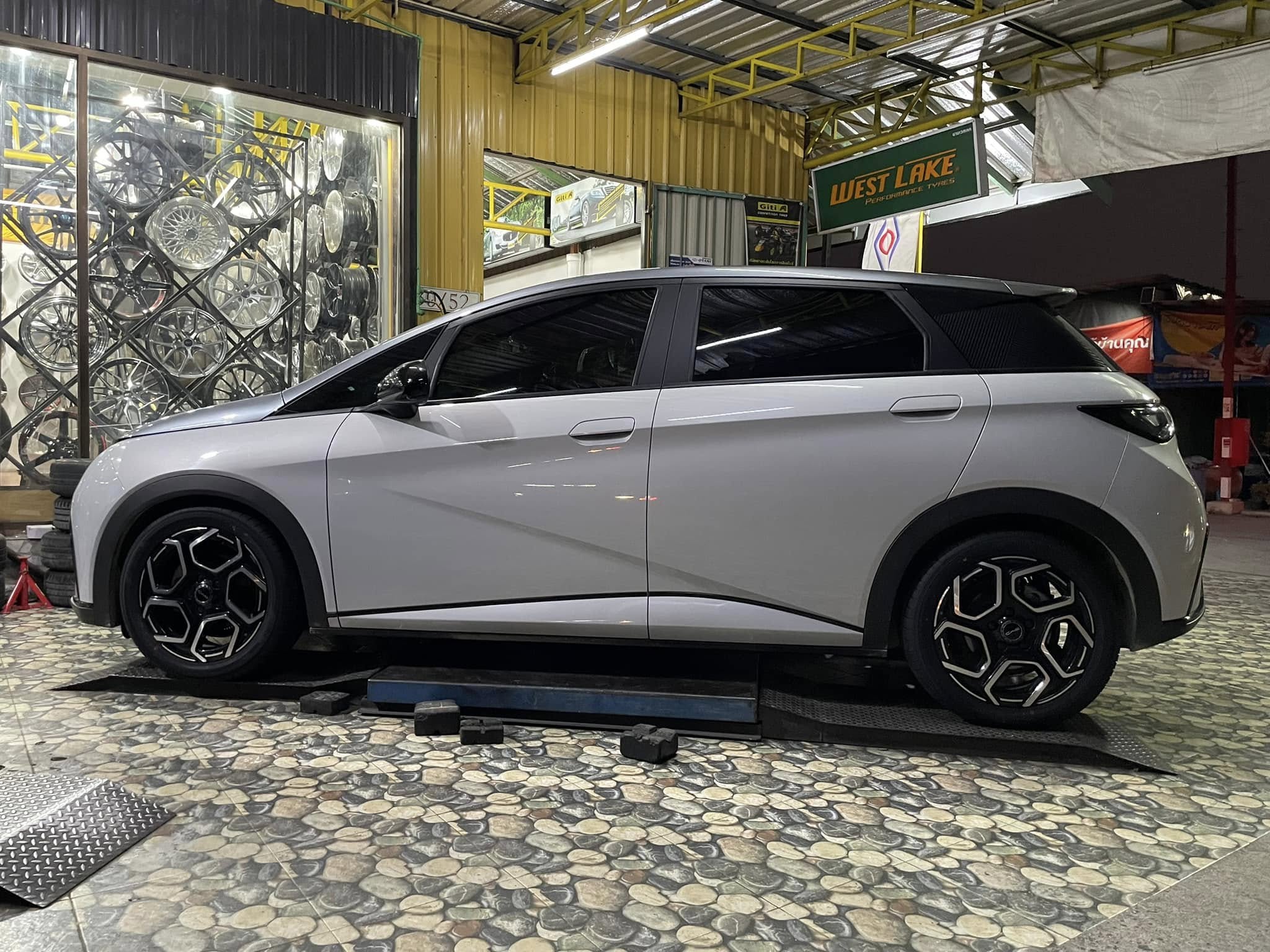 🛞❤️ #BYD_DOLPHIN 🚘เปลี่ยนยาง 🛞🐘#ALLIANCE #030EX 215/50R17