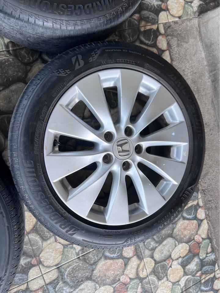 🔥 ขายล้อแม็ก Honda Accord แท้ พร้อมยาง Bridgestone T005A. 225/50R17 🔥