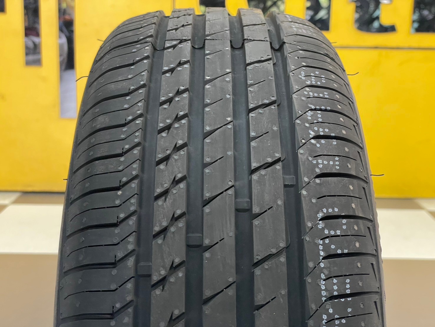 SAILUN ATREZZO ELITE 185/55R14 ยางใหม่ปี2024