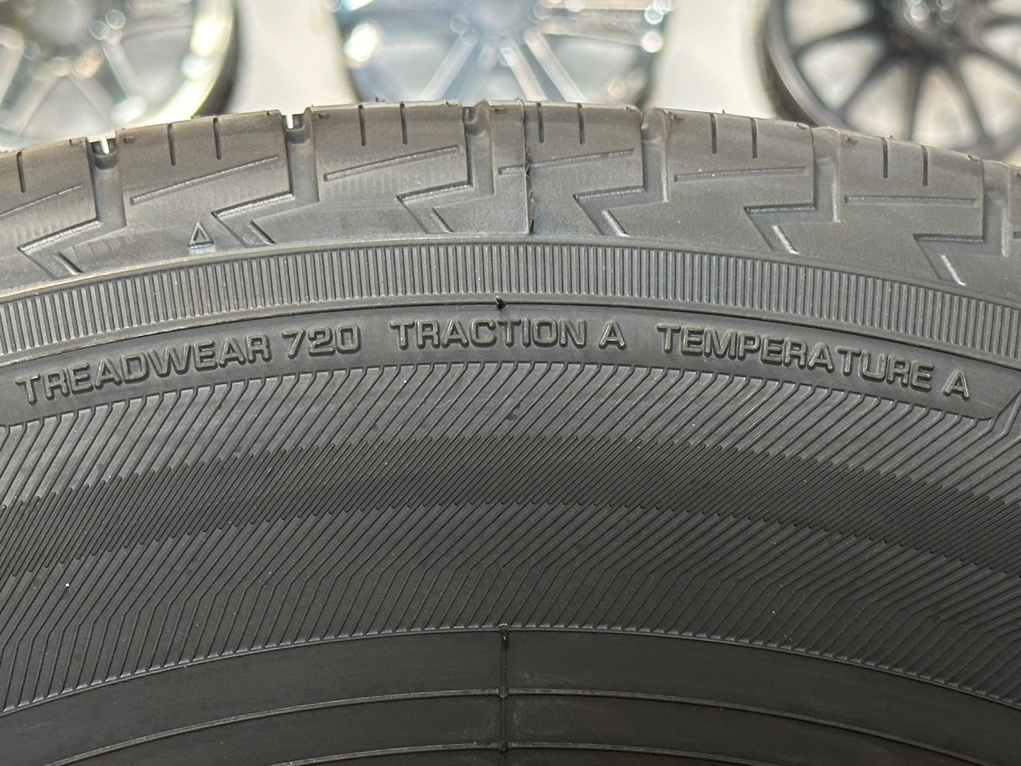 🔥🔥YOKOHAMA GEOLANDAR H/T G056 ขนาด 265/65R17🔥🔥 ยางใหม่ปี2023