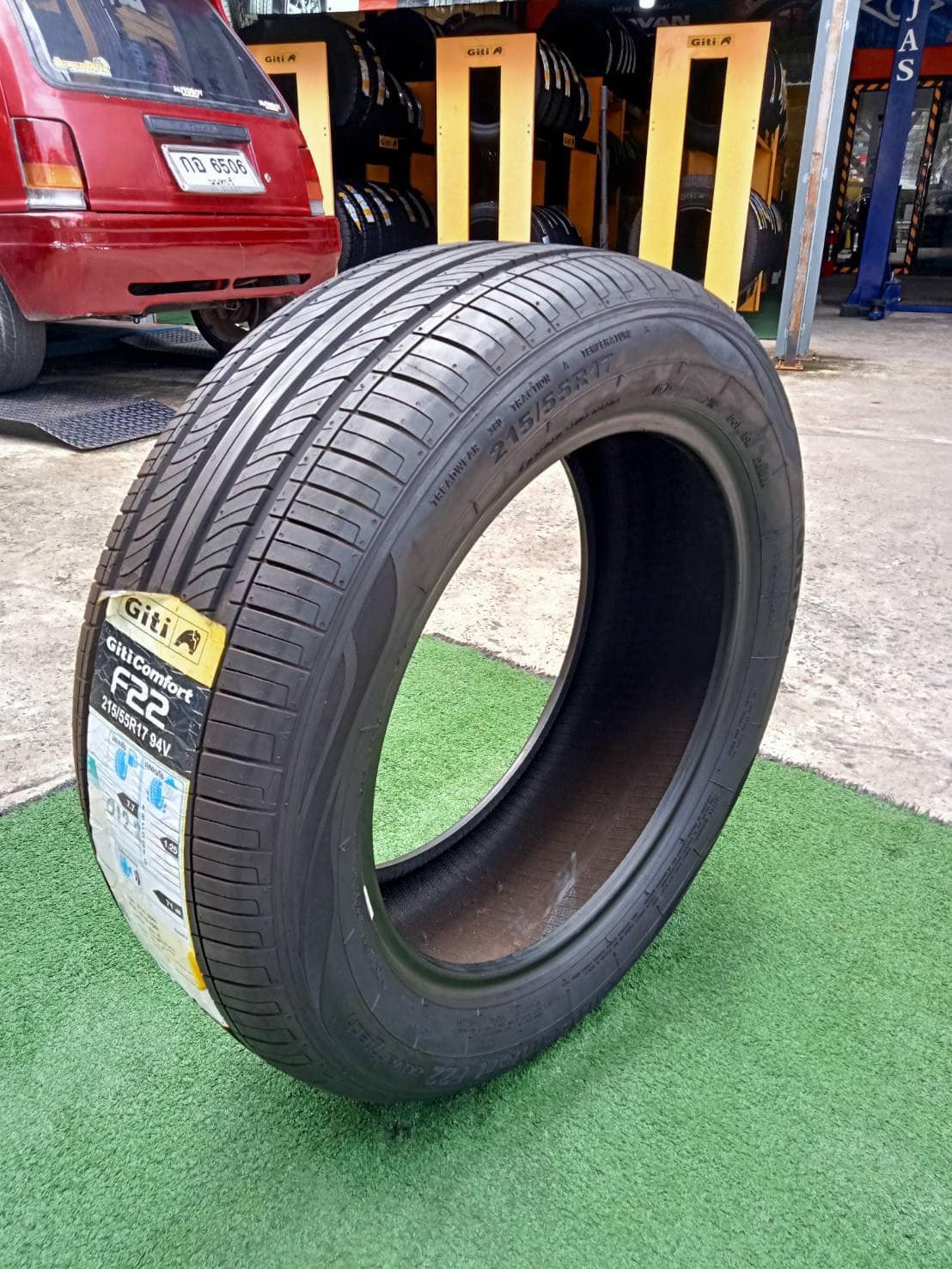 ยางใหม่ปีเก่า #GITI_ComfortF22 215/55R17 ยางปี22 (มี1เส้น)