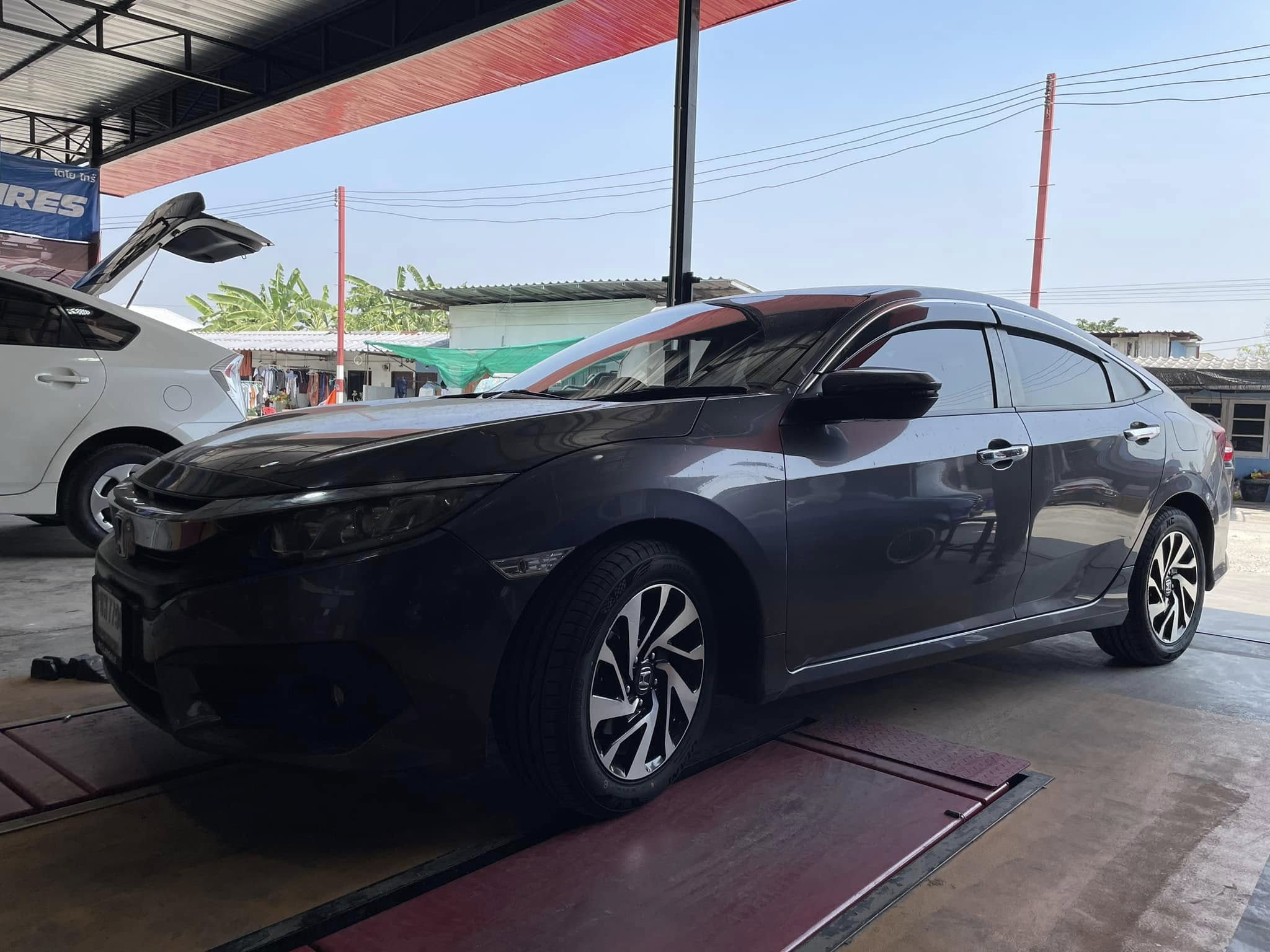 🚘 #HONDA_CIVIC🛞 #OTANI #KC2000 215/55R16 #บริการเปลี่ยนโช๊ค🛠 #บริการตั้งศูนย์ล้อ🛞