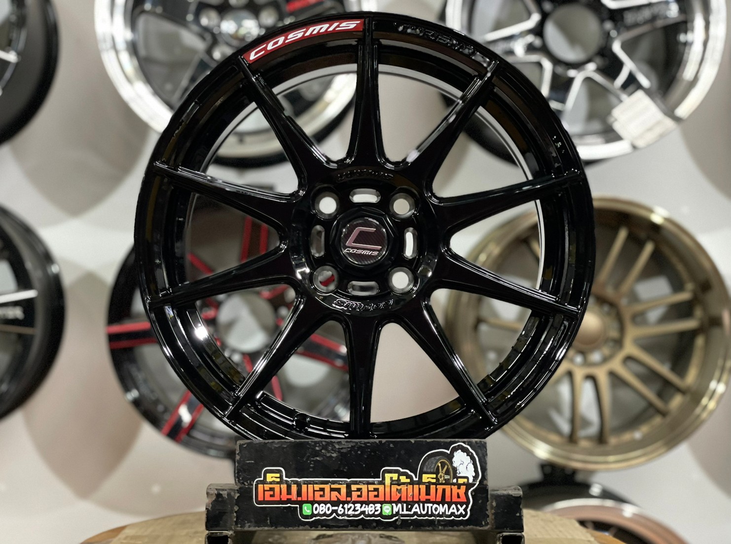 ล้อแม็กซ์ขอบ15 Cosmis Turismo กว้าง7 4รู100 ออฟ30 สีดำเงา