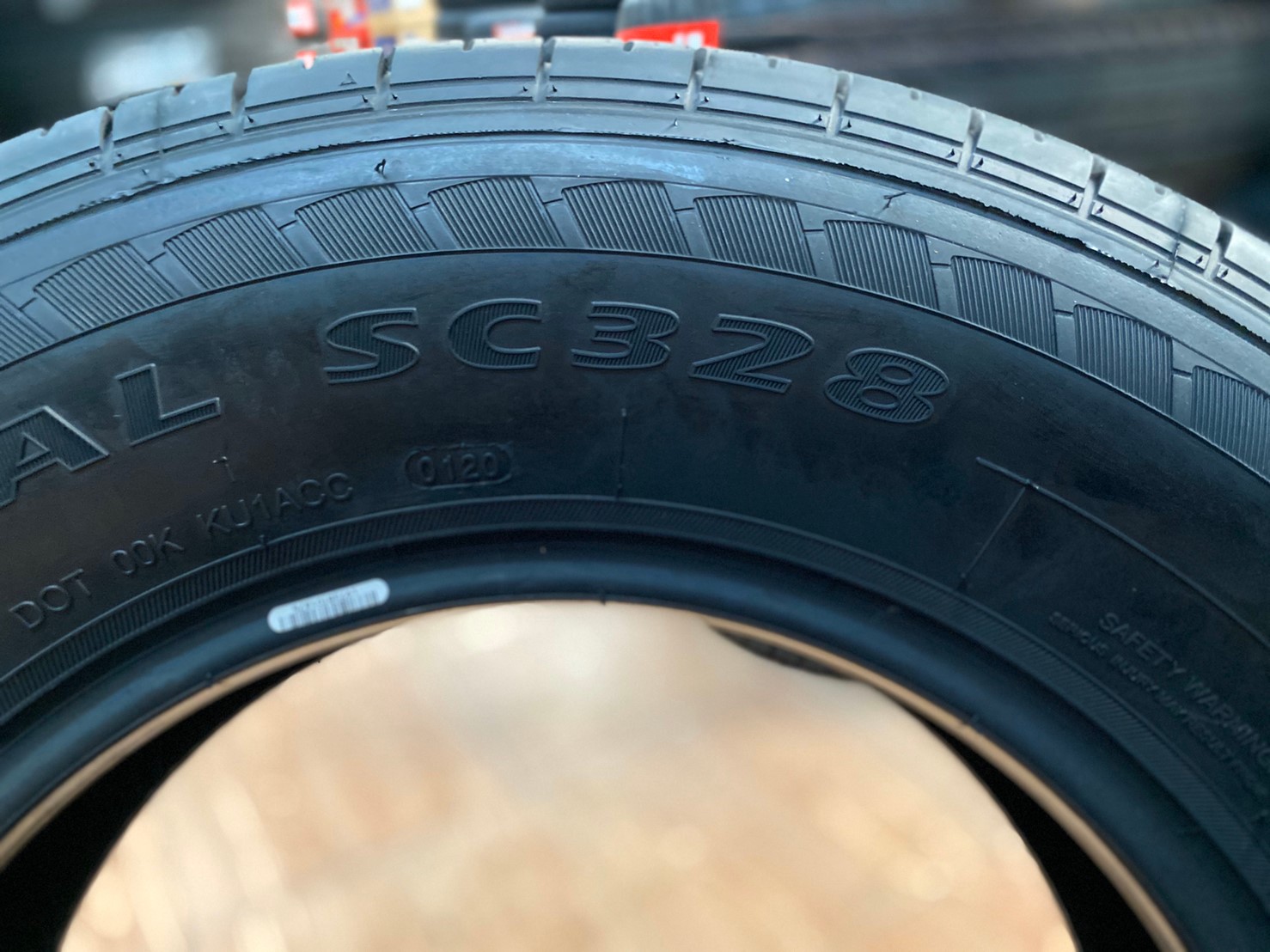 215/70R15 รุ่น SC328 ยี่ห้อ WESTLAKE ยางรถกะบะ คุณภาพสุดคุ้มพร้อมติดตั้งฟรี
