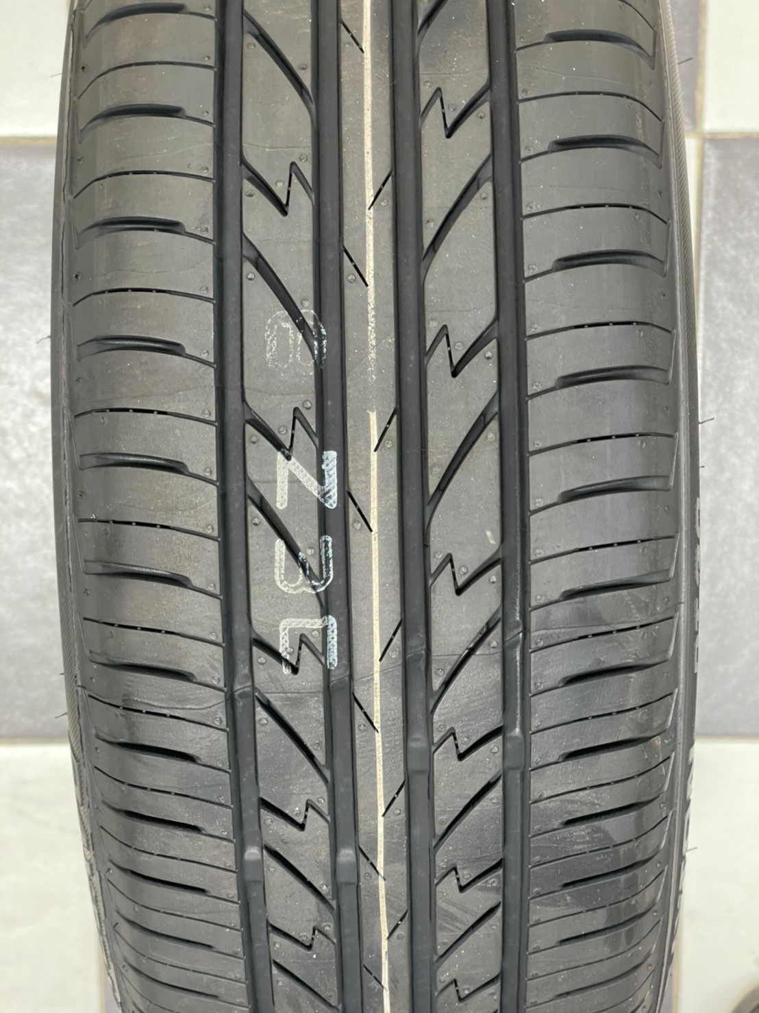 ยางใหม่DAYTON DT30 185/55R16 ยางใหม่ปี2022