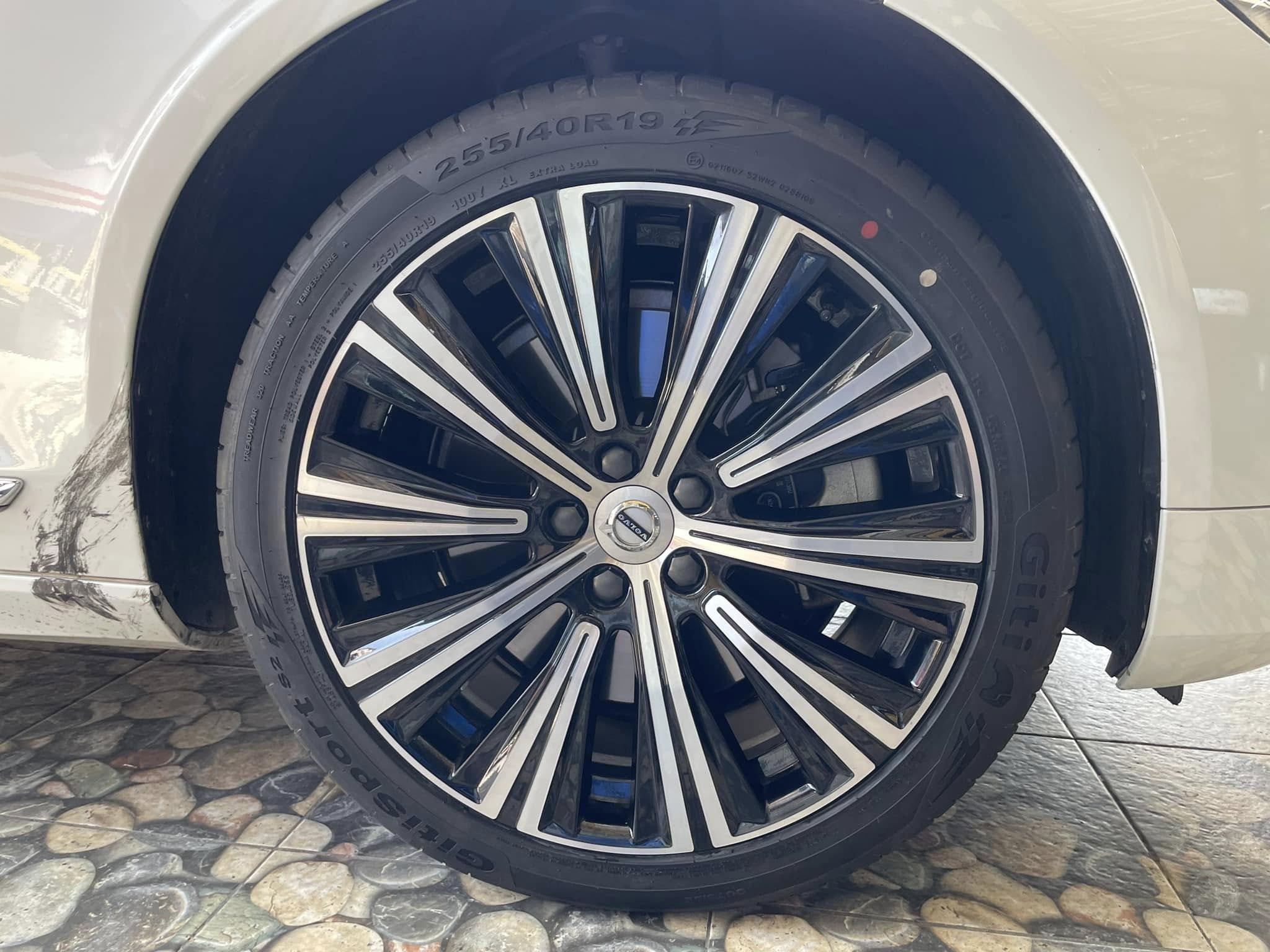 🚗#AUDI_S90🛞เปลี่ยนยาง 🛞#ยางจีที #ยางสปอร์ตสมรรถนะการขับขี่สูง 🛞 🛞#Giti_SportS2 255/40R19🛞