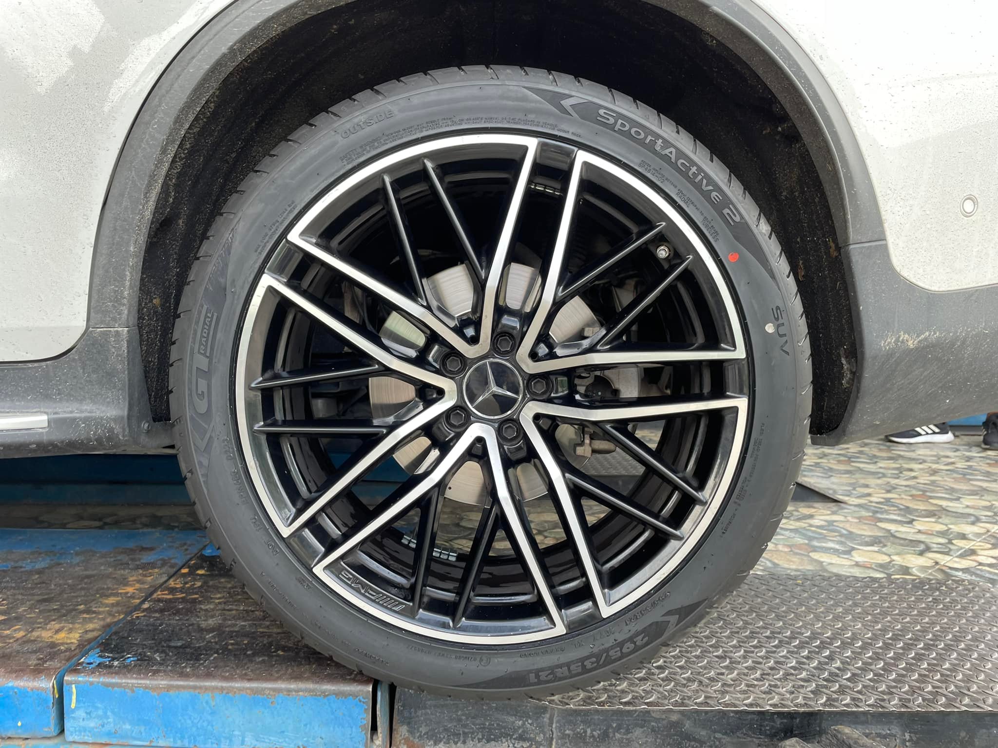 BENZ GLC43🛞 #GT RADIAL SportActivE2 295/35R21