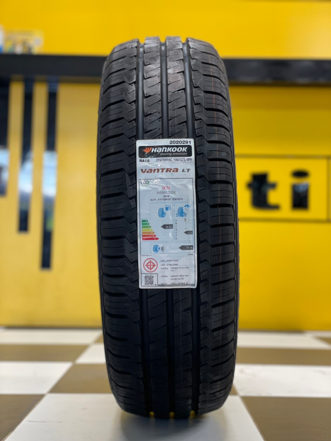 Hankook Vantra LT 215/70R15 ยางใหม่ปี2021 ยางกระบะ บรรทุกคุณภาพดี