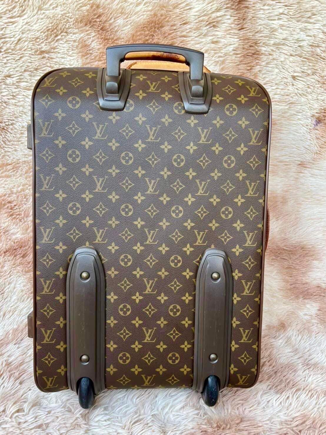 กระเป๋าเดินทางแบรนด์หรูLV Monogram Pegase Legere 55 Rolling