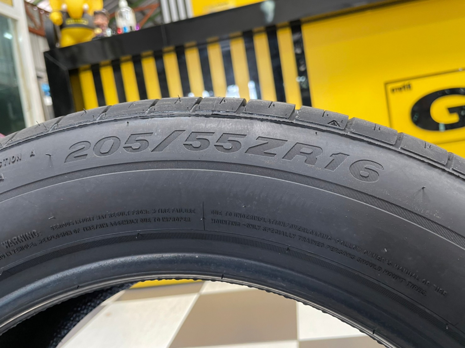ยางใหม่AUSTONE SP702 205/55R16 ยางผลิตไทย คุ้มค่ารับประกันบาดบวมเบียดตำ365วันเคลมฟรี ยางใหม่ปี2022