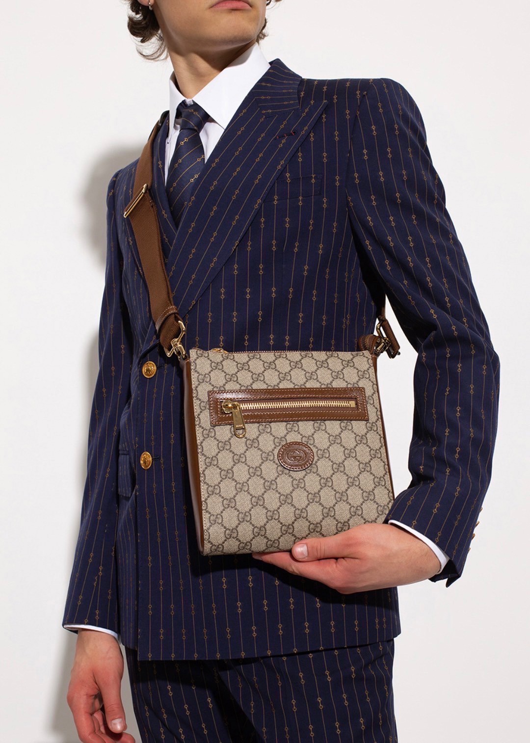 Gucci GG Supreme messenger bag