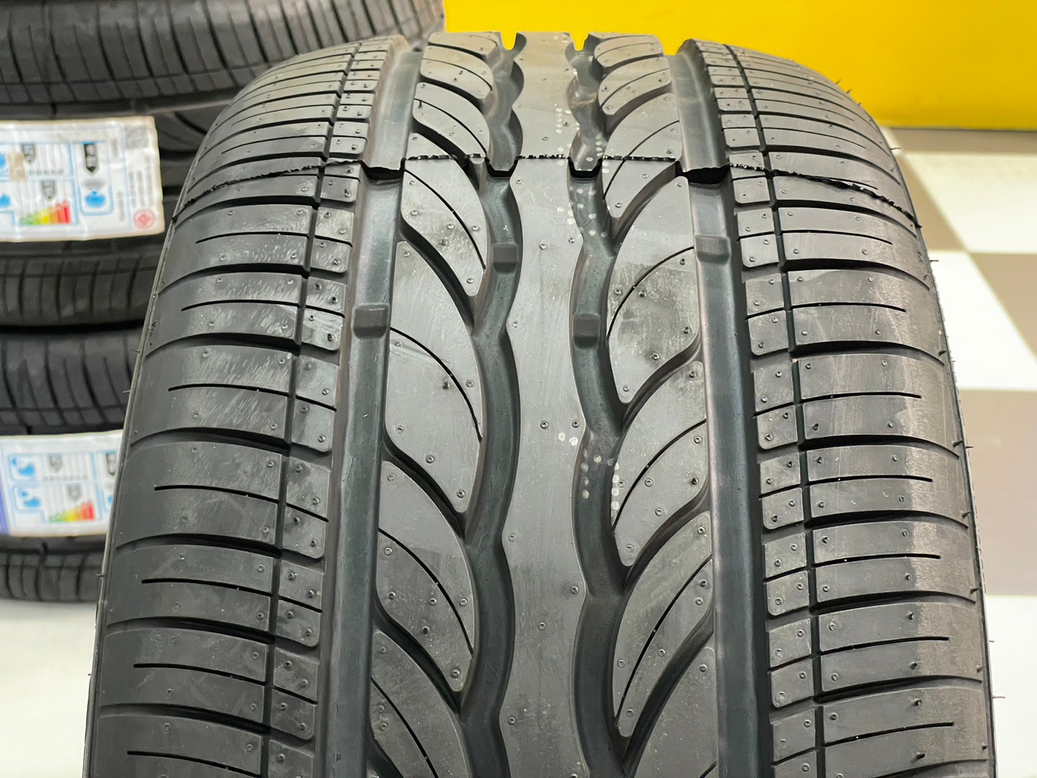 ยางใหม่ LINGLONG CROSSWIND 235/35R19💥💥 ยางสมมรถนะสูง ราคาโปรโมชั่นพิเศษ เพียง4 เส้น