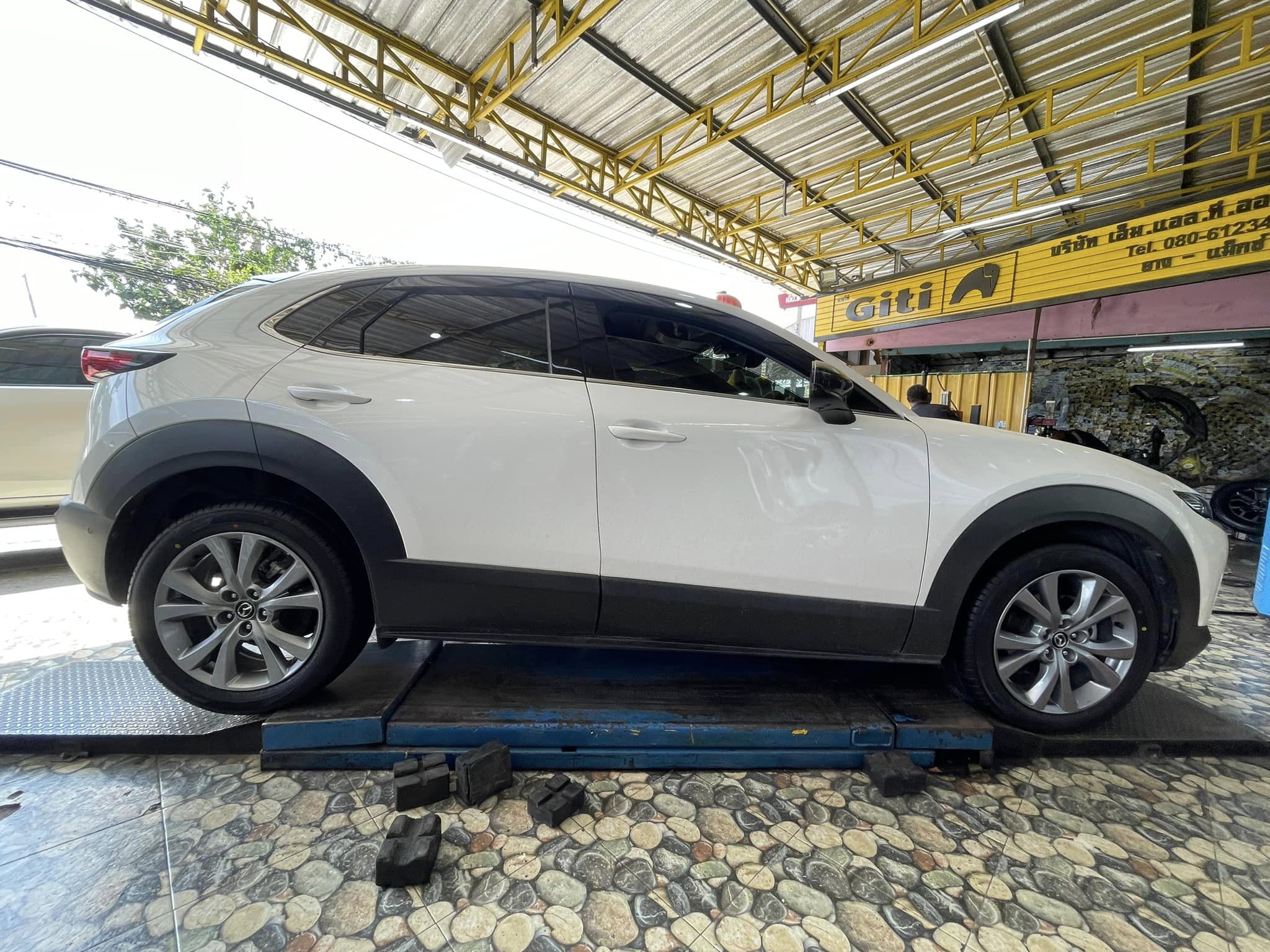 🚘 #MAZDA_CX30 เปลี่ยนยาง #DUNLOP_SP #SPORT #MAXX050_215/55R18