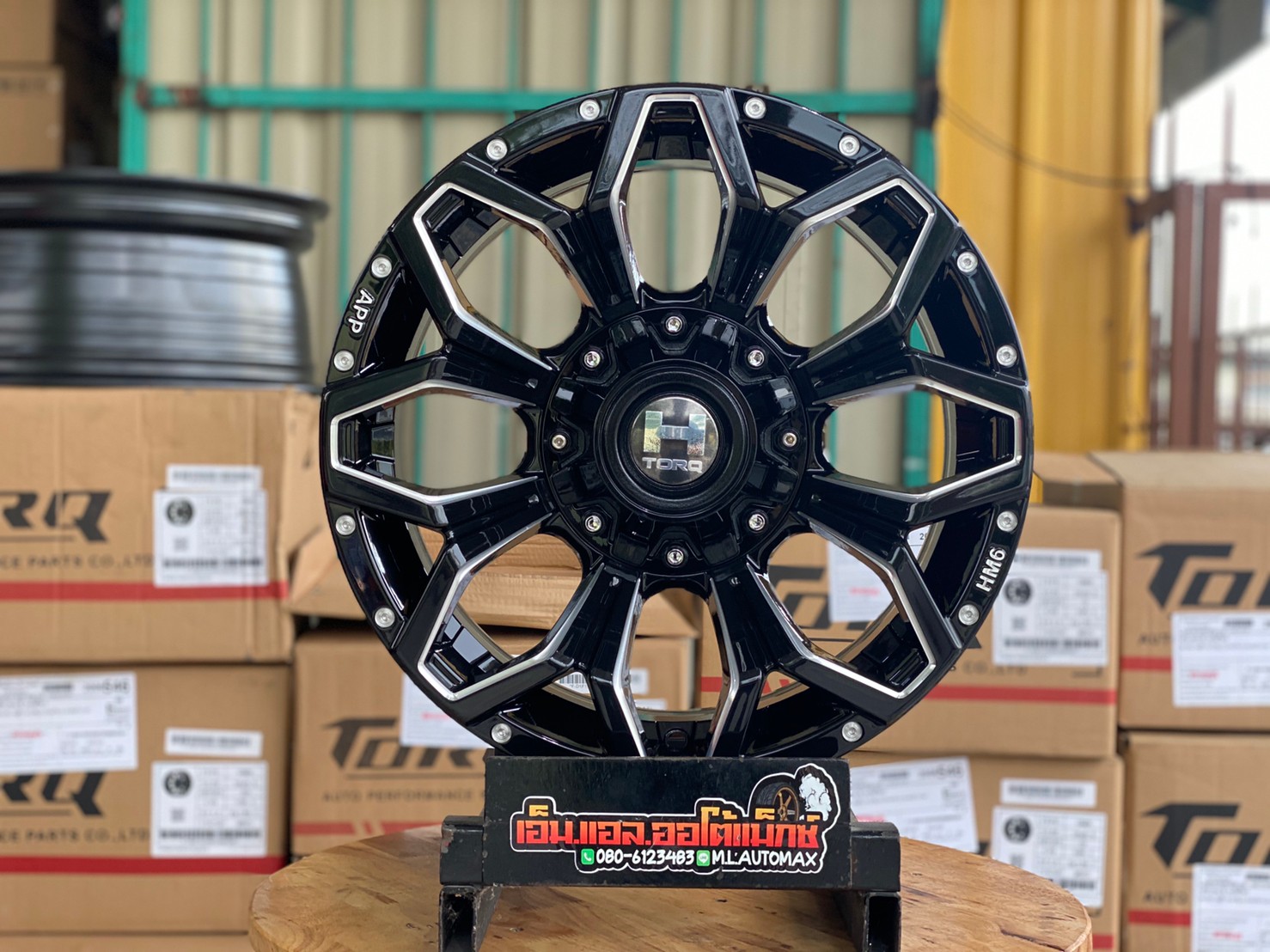 ล้อแม็กลายออฟโรดขอบ16 HAMMER HM8 6รู139 สีดำ กว้าง8.5 ออฟ0