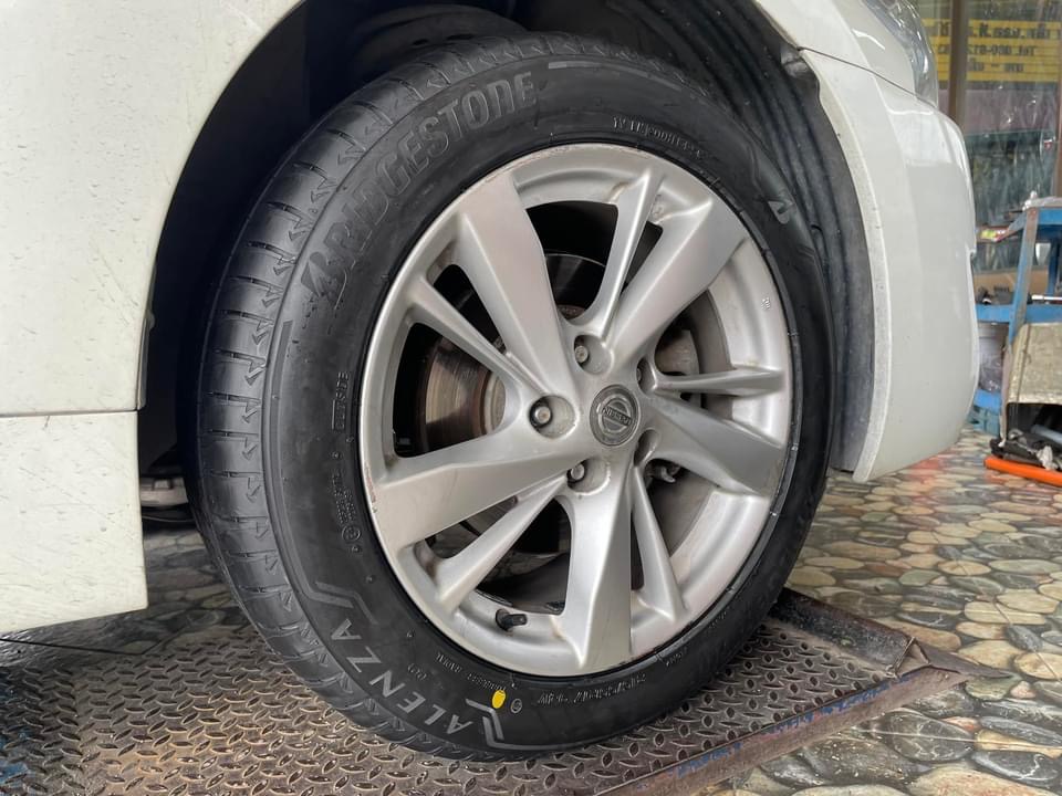 🚘 #NISSAN_TEANA 🛞#BRIDGESTONE_ALENZA001 215/55R17