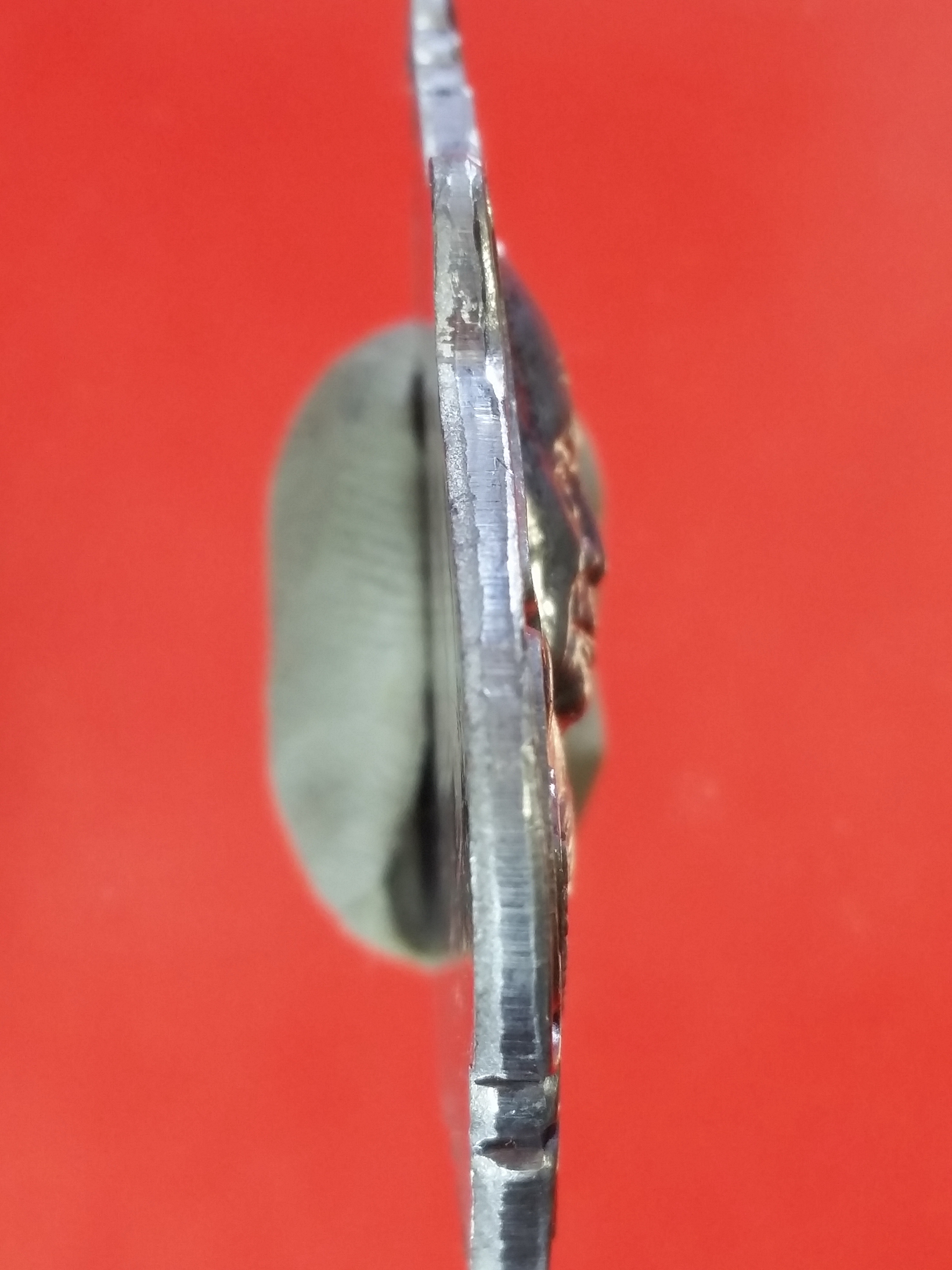 เหรียญปาดตาล รุ่นแรก หลวงพ่อฟู วัดบางสมัคร เนื้อตะกั่วหลังเรียบจารมือ