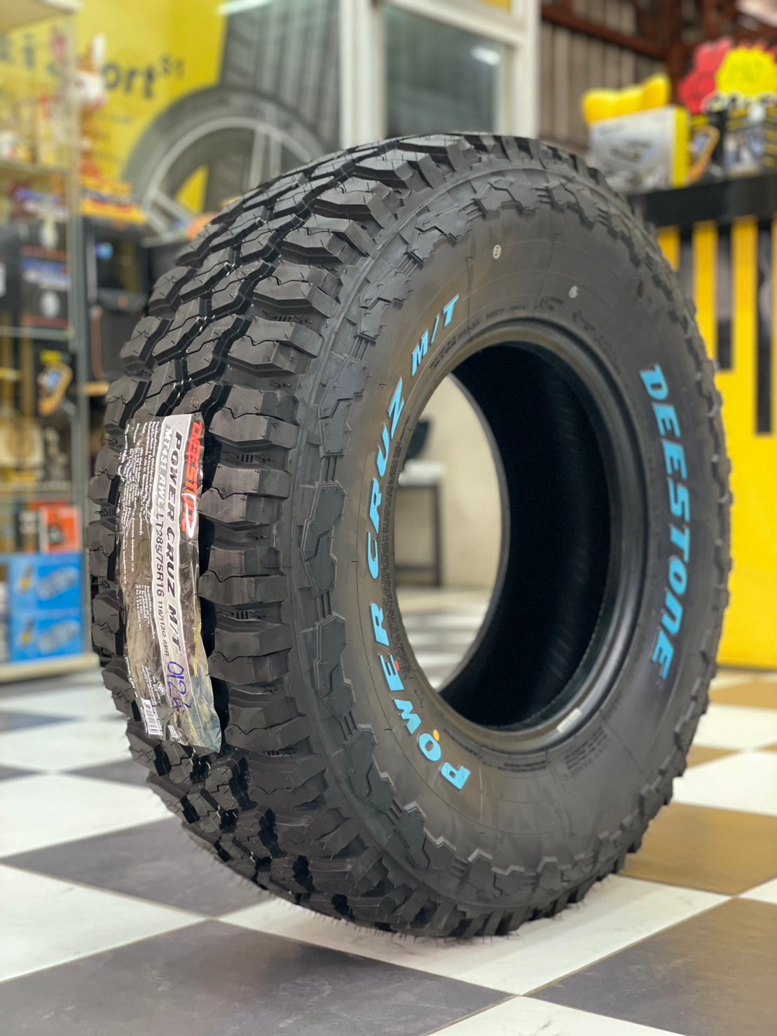 285/75R16 Deestone Power Cruz รุ่น MUD TERRAIN - MT431 (แก้มขาว) หล่อดุดัน คุณภาพดี ยางใหม่ปี2024