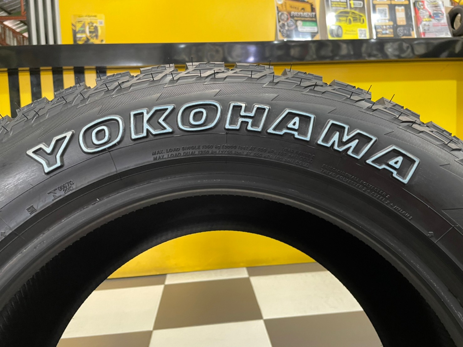 ยาง YOKOHAMA GEOLANDAR AT G015 265/60R18 ยางตัวหนังสือสีขาว ยางใหม่ปี2022