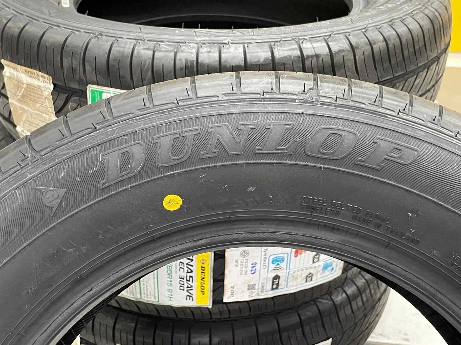 ยางใหม่ดันลอป DUNLOP ENASAVE EC300+ 195/65R15 ยางใหม่ปี2023
