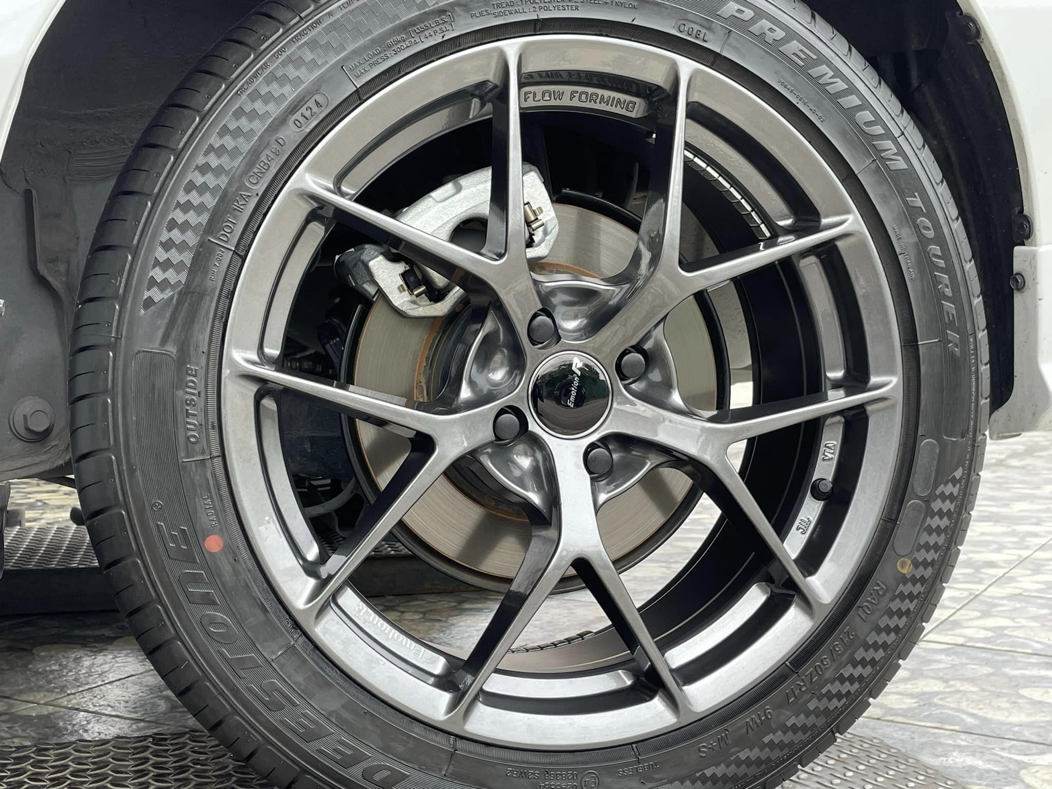 #TOYOTA_YARIS #ล้อแม็กซ์Emotion-R_17X7.5 ET35 4X100DG