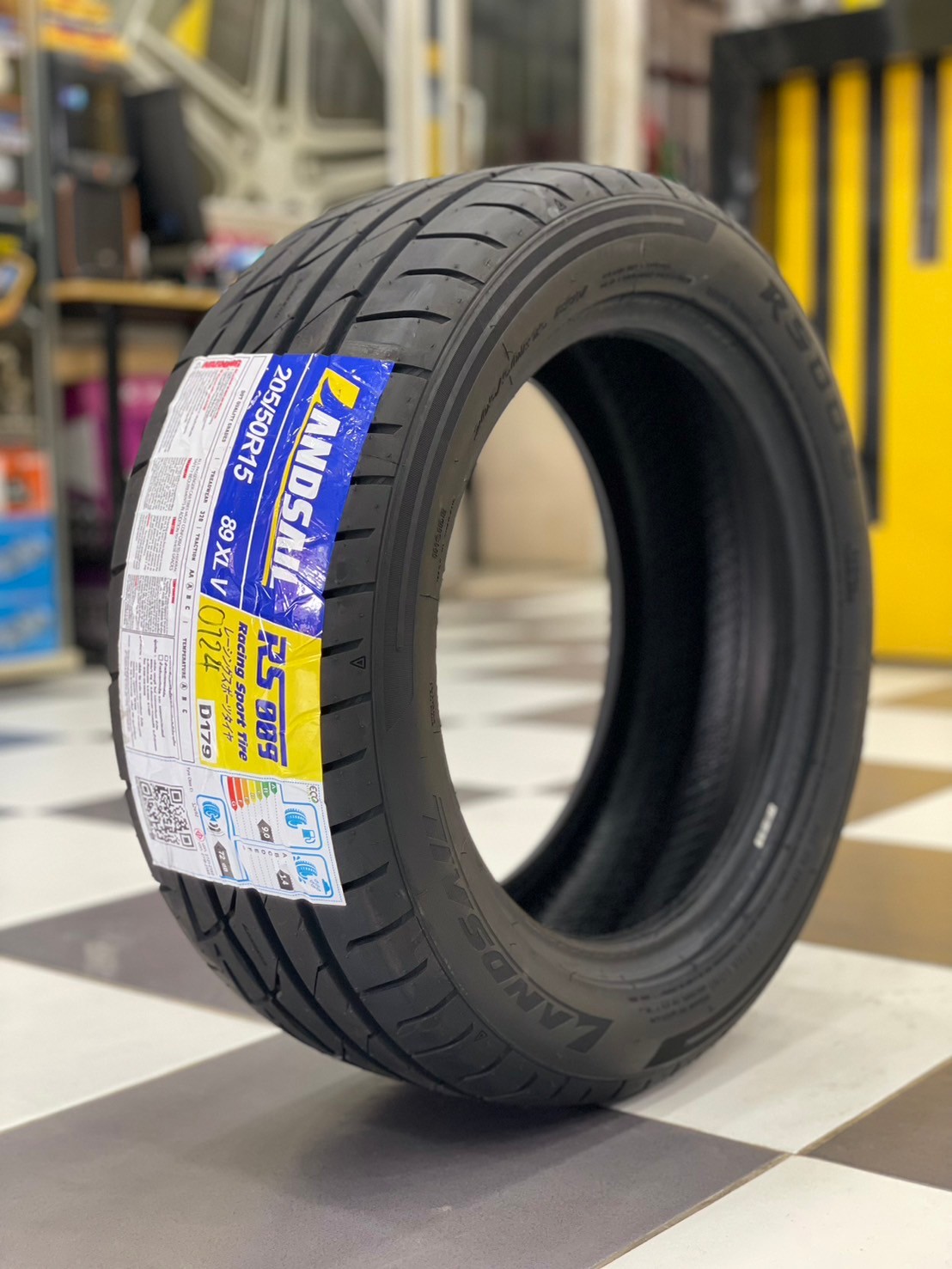 ยางลายซิ่ง Landsail RS009 205/50R15 ยางMade in Thailand รับประกันนุ่มหนึบ สเปคพิเศษ สำหรับล้อกว้าง ยางใหม่ปี2024