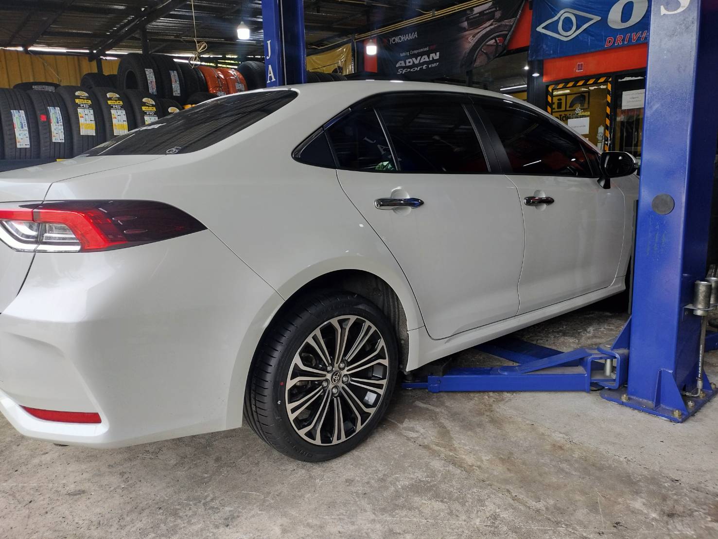 🚘#TOYOTA_ALTIS เปลี่ยนยาง 🛞 #GITI_SportS2_225/45R17