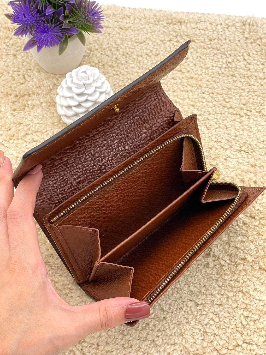 กระเป๋าสตางค์แบรนด์Louis Vuitton Teaser Wallet ของแท้ มือสอง
