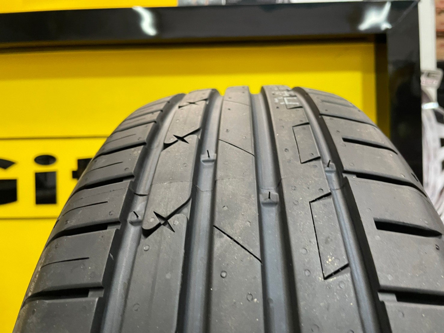 ยางใหม่ DUNLOP LM705 195/60R15 ยางดันลอป ยางไทย ปี2022