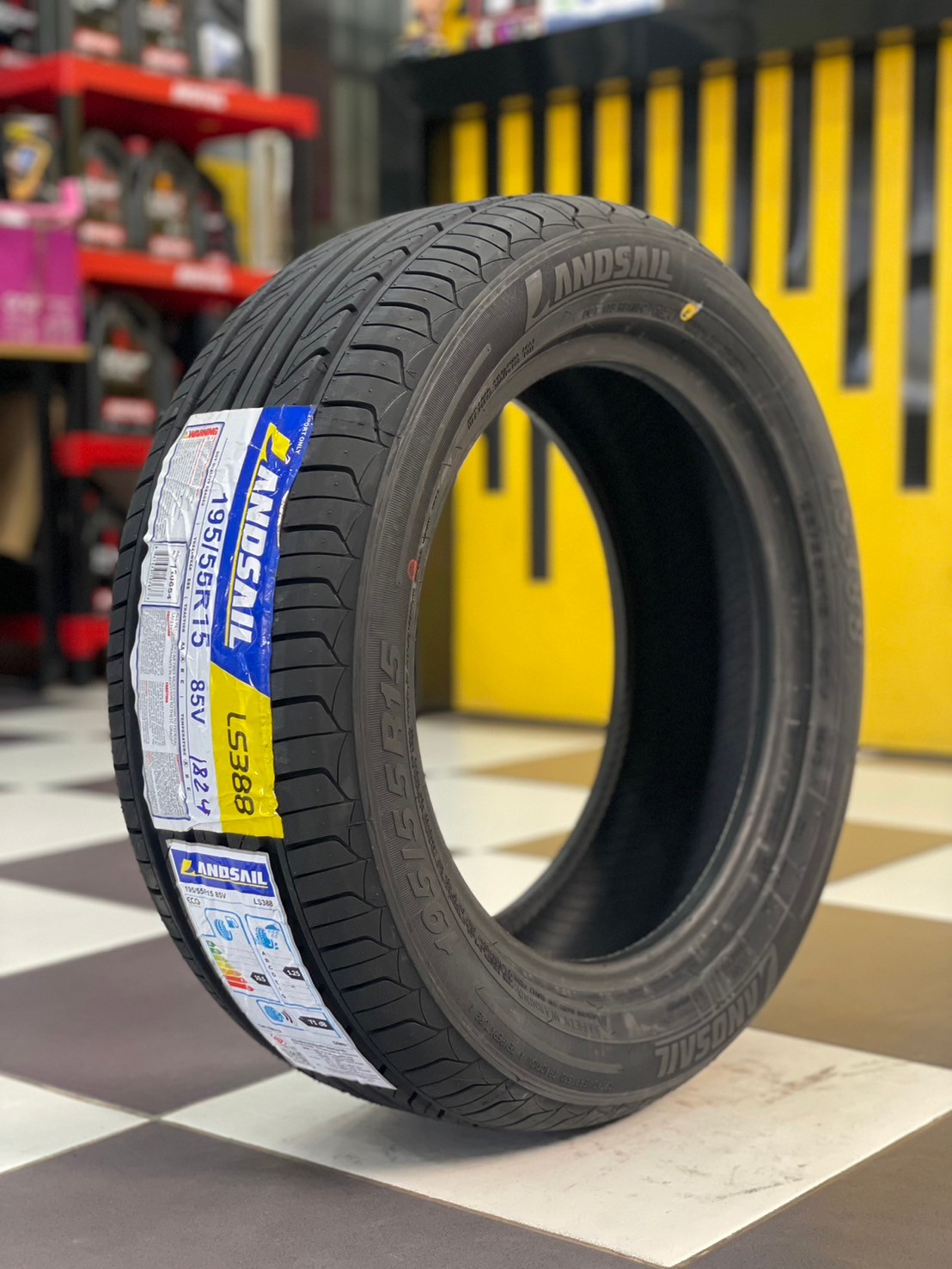 ยางแลนด์เซล Landsail_LS388 195/55R15 ยางใหม่ปี2024 Made in thailand ยางไทย นุ่ม เงียบ เกาะถนน รีดน้ำดี ราคาคุ้มค่า