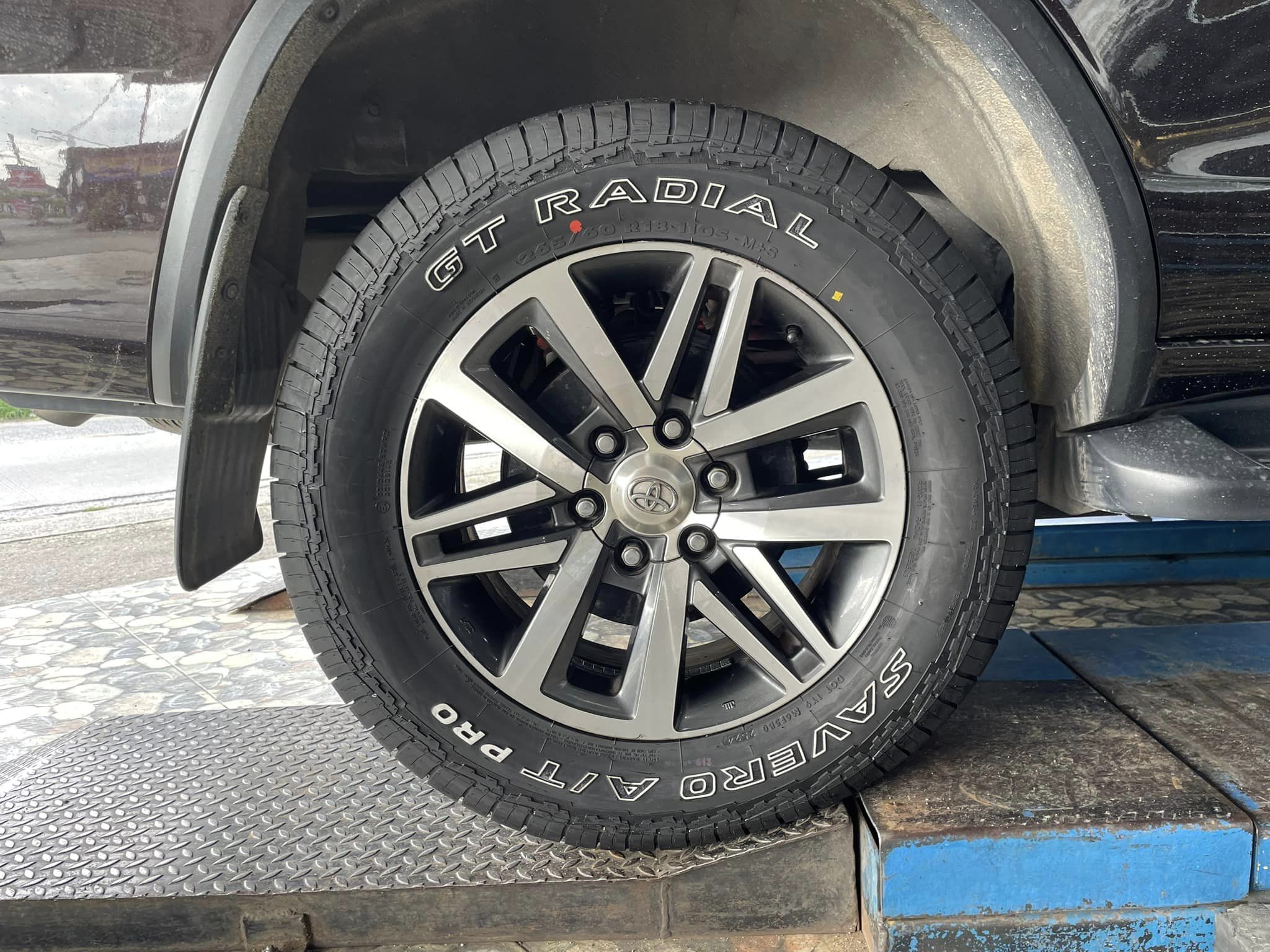 🚘 #TOYOTA_FIRTUNER เปลี่ยนยาง 🛞 #GT RADIAL SAVERO AT PRO 265/60R18