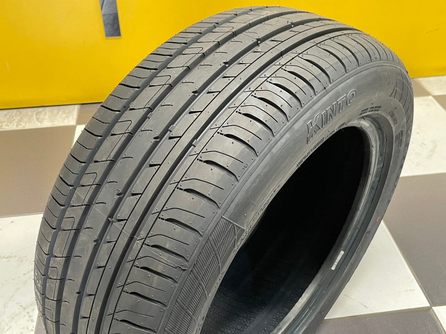 KINTO SC-900 215/55R16 ยางใหม่ปี2023