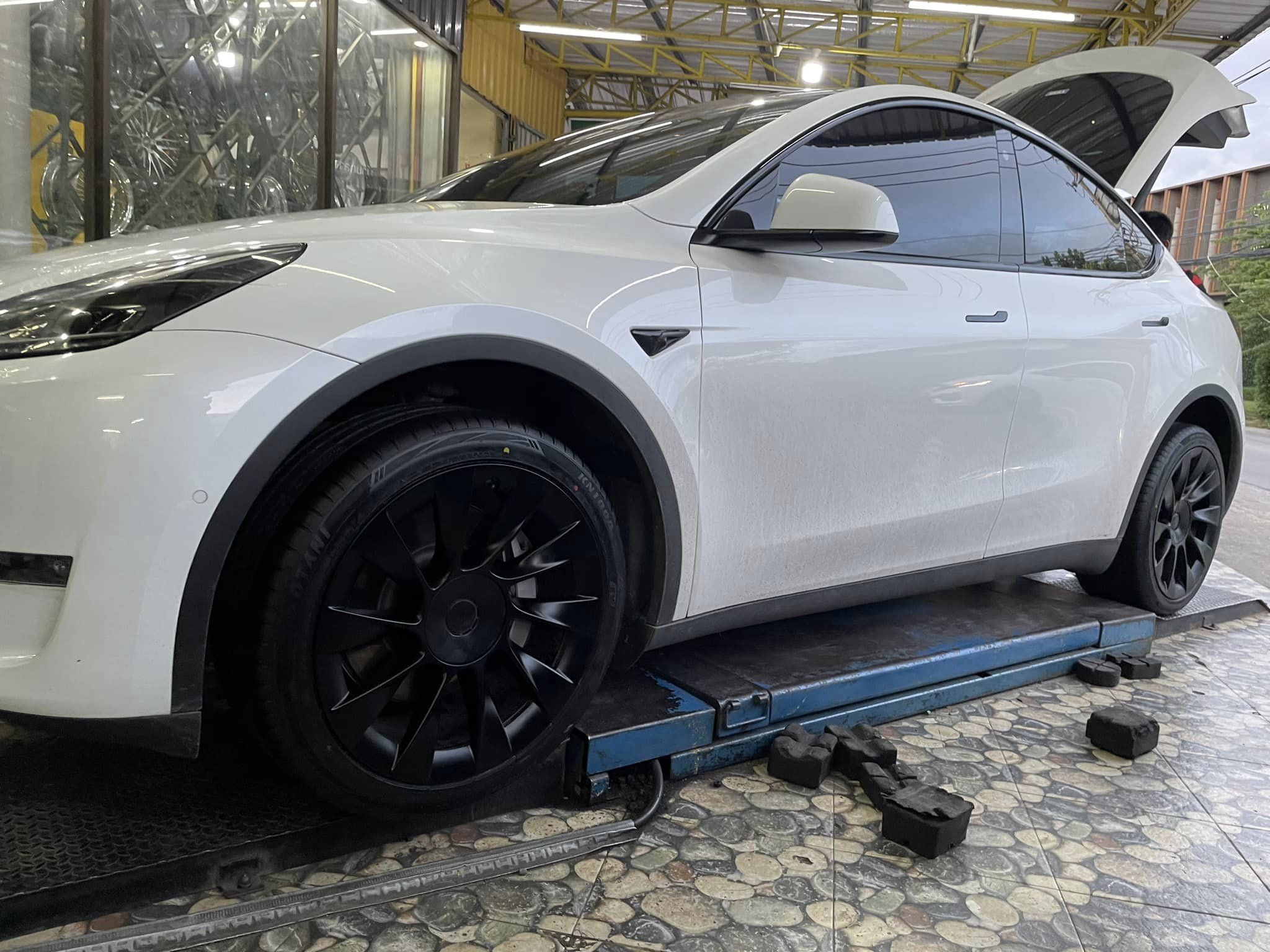 TESLA_MODEL Y #OTANI #KN1000 255/40R20