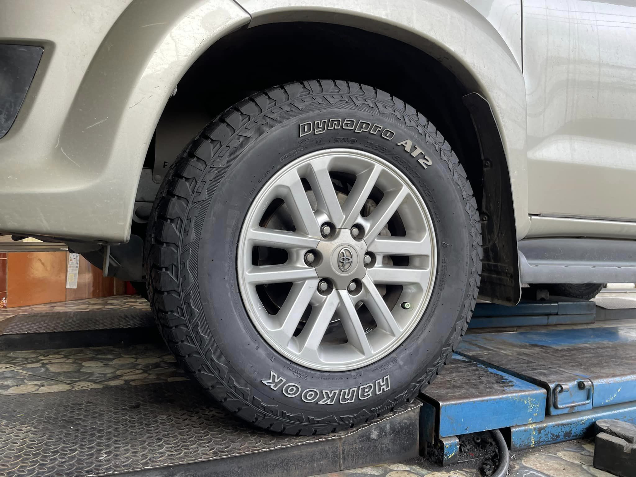 #TOYOTA_FORTUNER❤️ #ยางสายลุย #ยางAT รุ่นใหม่ #ตัวหนังสือสีขาว #ยางแบรนด์เกาหลี #ยางใหม่ปี2024 #Hankook_Dynapro_AT2 265/65R17#RF11