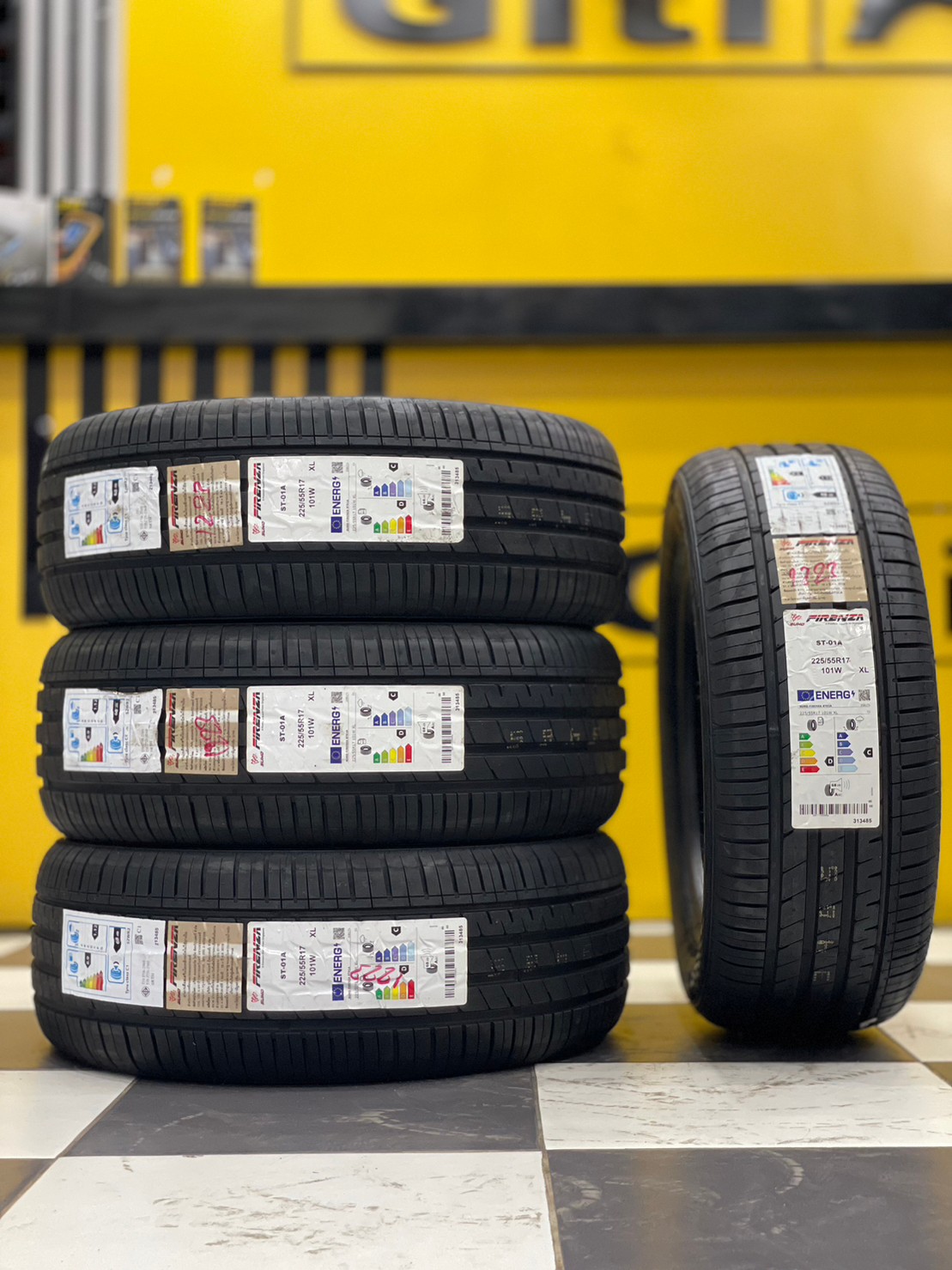 🔥🔥PROMOTION🔥🔥 ยางใหม่FIRENZA ST01A 225/55R17 ยางใหม่ปี2023 (4เส้น)