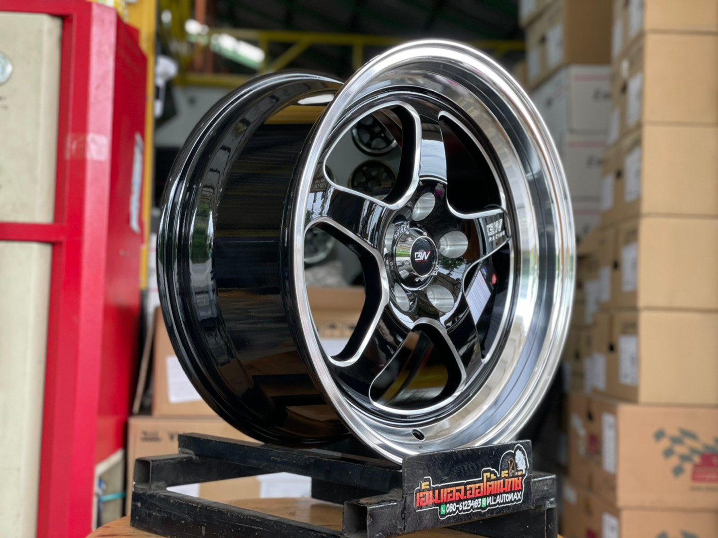 ล้อแม็กซ์ขอบ17 Brightwheels BW-18 ขอบ17 กว้าง8 ออฟ35 5รู114.3 สีดำขอบเงา(LP/B)