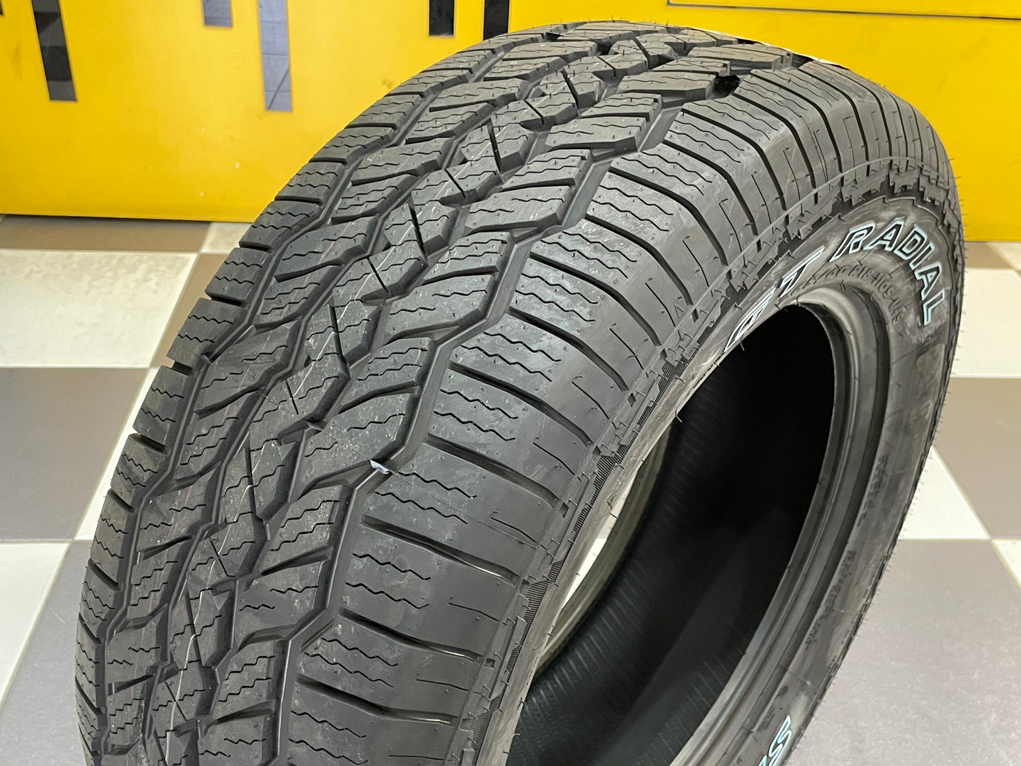 GT RADIAL SAVERO AT PRO 265/60R18 ยางใหม่ปี2023