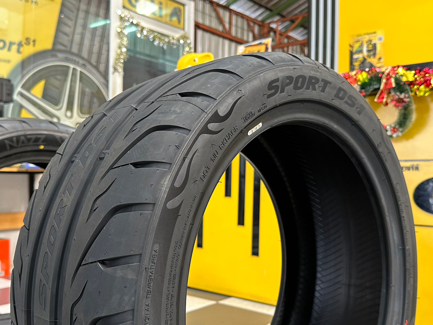 ยางใหม่ ยางซอฟ NAZZ Sport DS1 235/45R18 265/40R18 ยางใหม่ปี2023