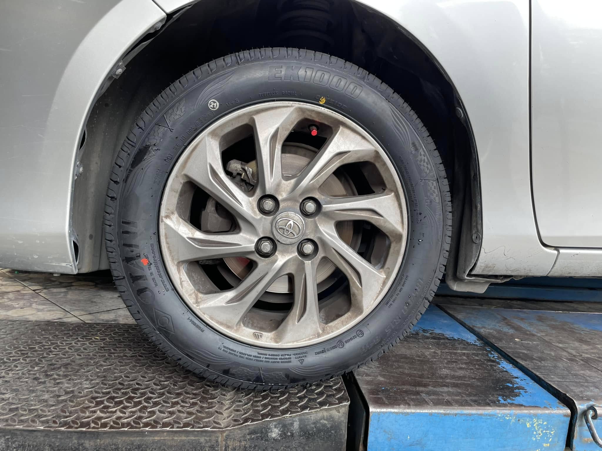 🚘 #TOYOTA_VIOS🛞 เปลี่ยนยาง #OTANI #EK1000 185/60R15