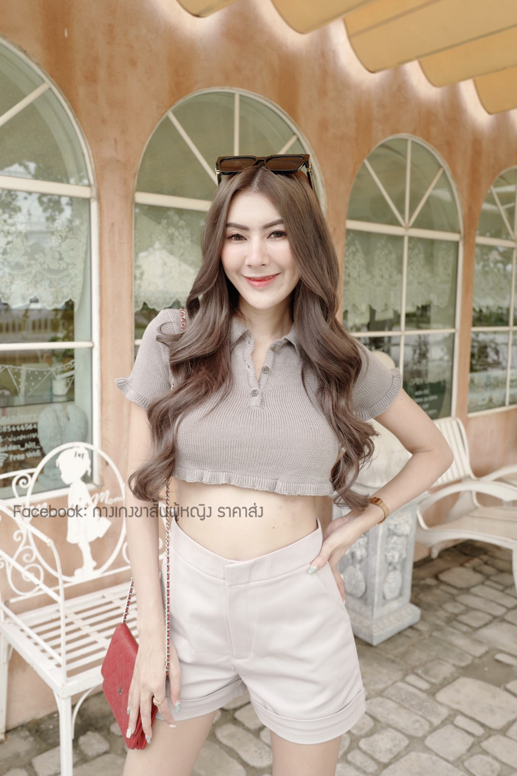 กางเกงขาสั้นเอวสูง ซิปหน้า ตะขอหน้า ปลายขาพับ ผ้าดับเบิ้ล สวยมาก เก็บพุงอย่างเนียน สาว ๆ ใส่แล้วทรงสวย น่ารัก