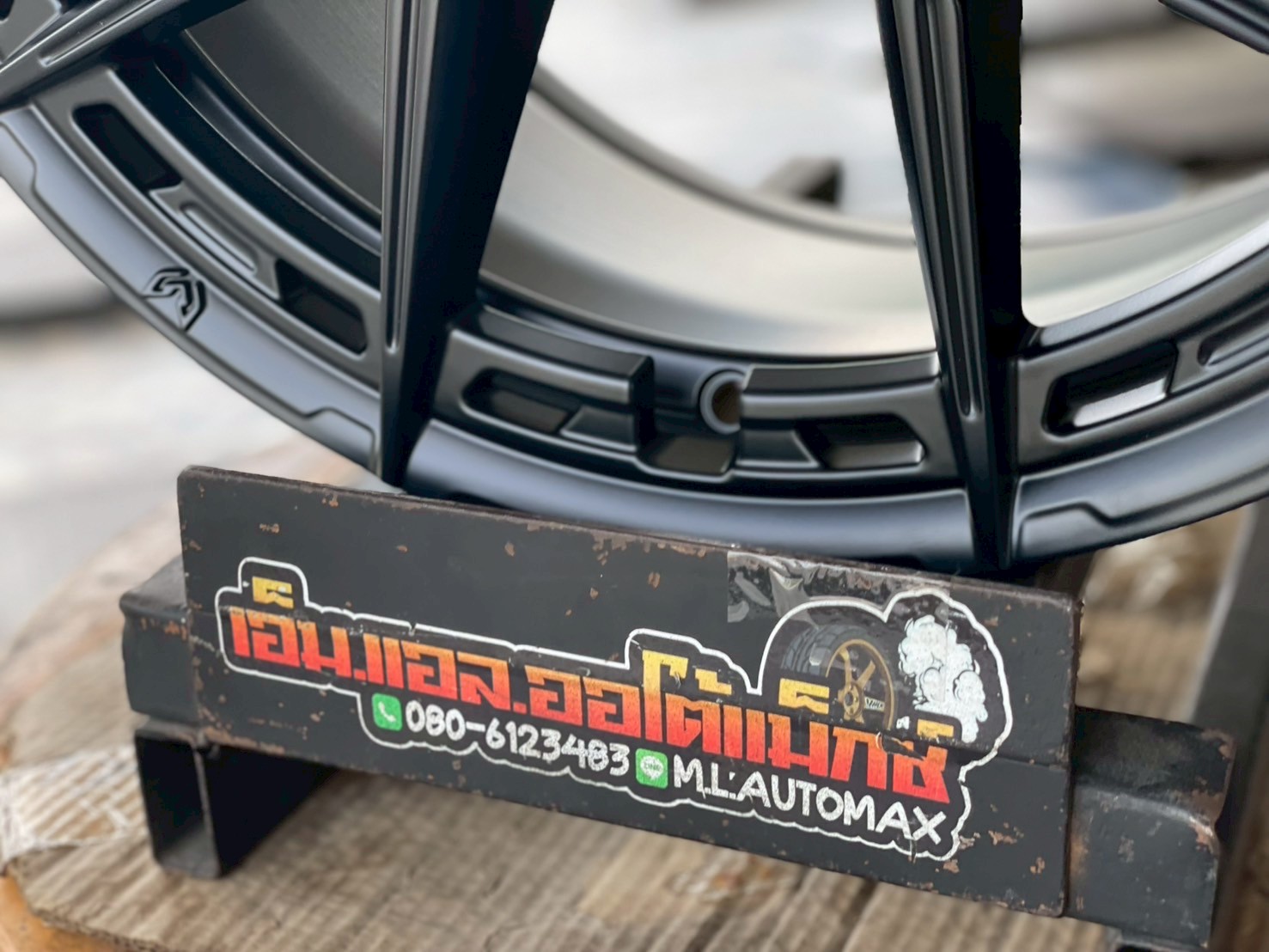 #ล้อแม็กซ์WHEELS PERFORMANCE ขอบ18" กว้าง 8.5 ET+35 PCD สามารถใส่รถ 5x112 5x113 5/114.3 BK
