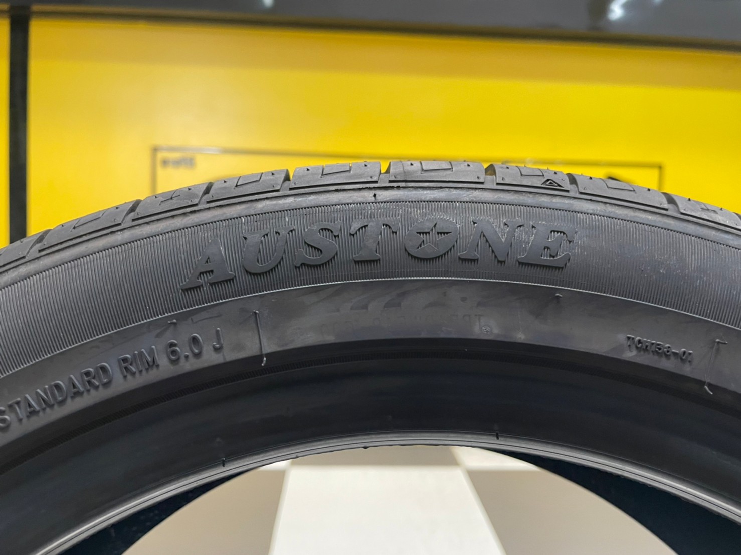 ยางใหม่AUSTONE SP602 195/50R16 ยางผลิตไทย คุ้มค่ารับประกันบาดบวมเบียดตำ365วันเคลมฟรี