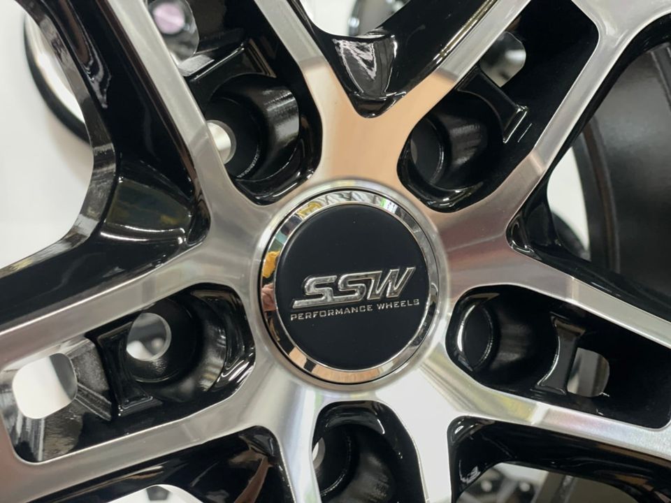 ล้อแม็กซ์ใหม่ขอบ17 #SSW #Stamford Sport Wheels รุ่น388 ขอบ17 กว้าง7.5 ออฟ35 5รู114 สีดำหน้าเงา สวยหรู