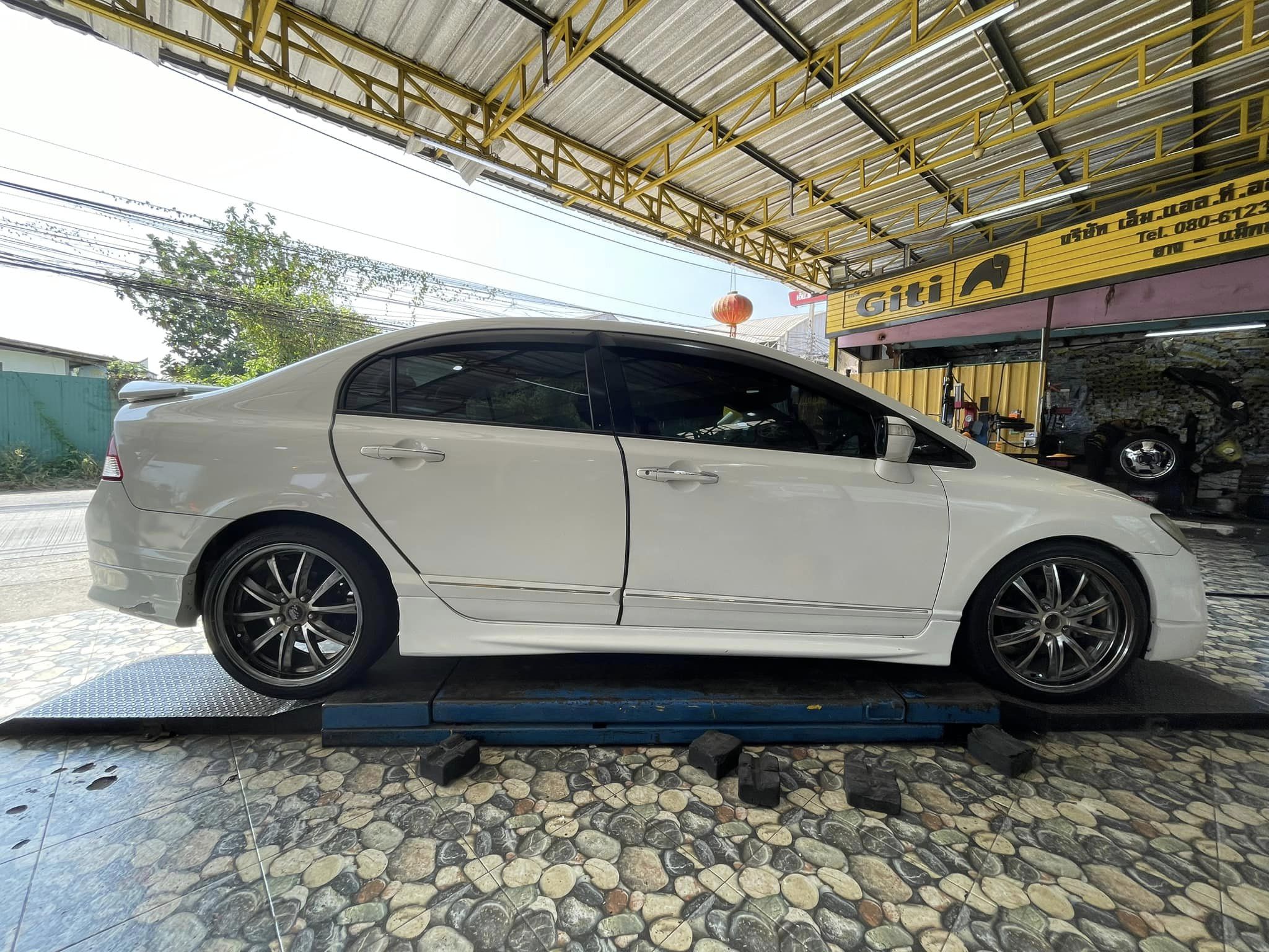 🛞❤️ #HONDA_CIVIC 🚘เปลี่ยนยาง 🛞🐘#LENSO_D-1GP_225/40R18 ❤️ 🛞