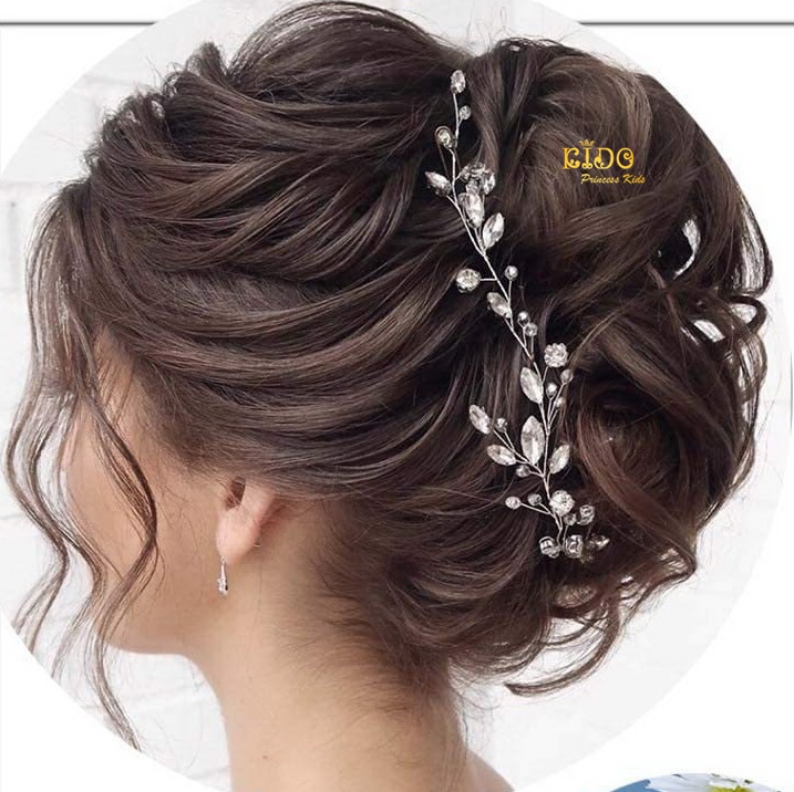 คาดผมเด็ก(หน้าร้านอยู่รัชดา)KF581เส้นคาดผม ประดับเพชร สีเงิน สวยหวานงานหรูมาก