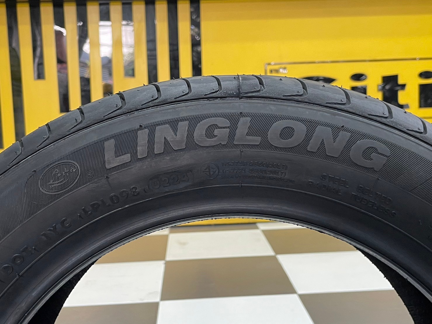 ยางรถยนต์คุณภาพดี Linglong(หลิงหลง) Crosswind HP 185/60R15 ยางใหม่ปี2024 ยางผลิตไทย