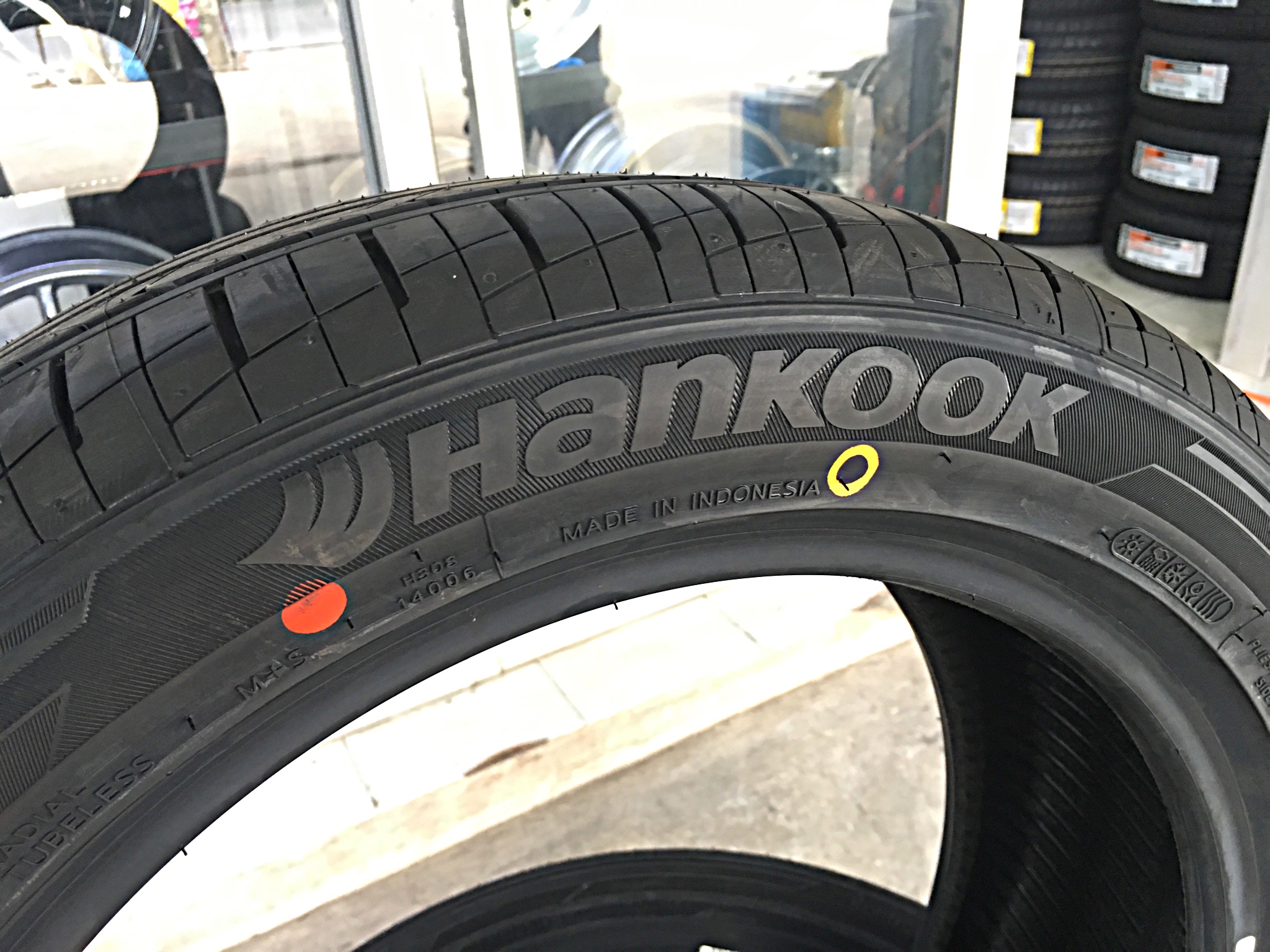 Hankook Kinergy-EX 195-55-R15