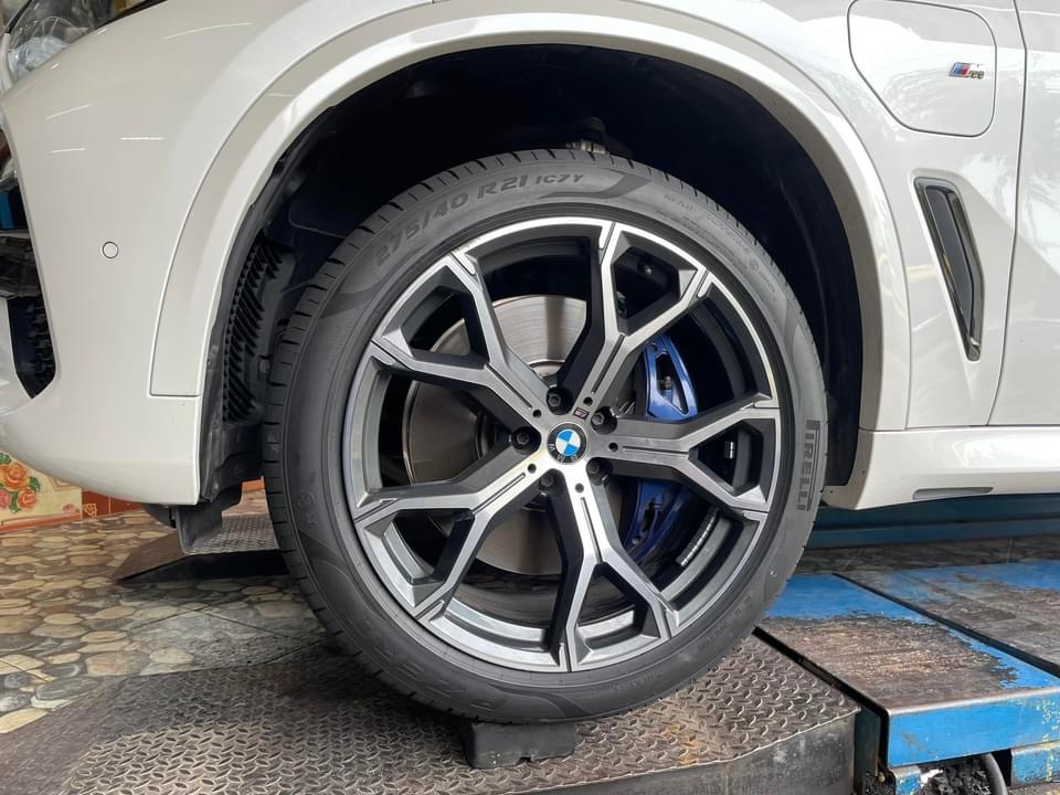 #BMW_X5 🚘 เปลี่ยนยาง 🛞🐘#PIRELLI_P-ZERO PZ4 RF 275/40RF21 ❤️ 🛞 #PIRELLI_P-ZERO PZ4 RF 315/35RF21