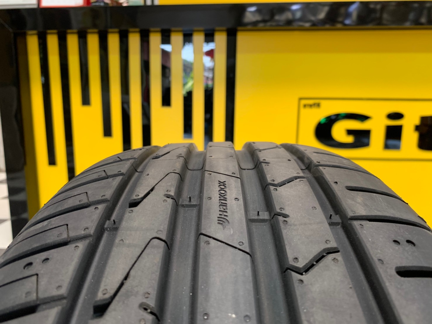 HANKOOK VENTUS PRIME3 K125 ขนาด 235/50R19 ยางสมรรถนะสูง นุ่มเงียบ New2021